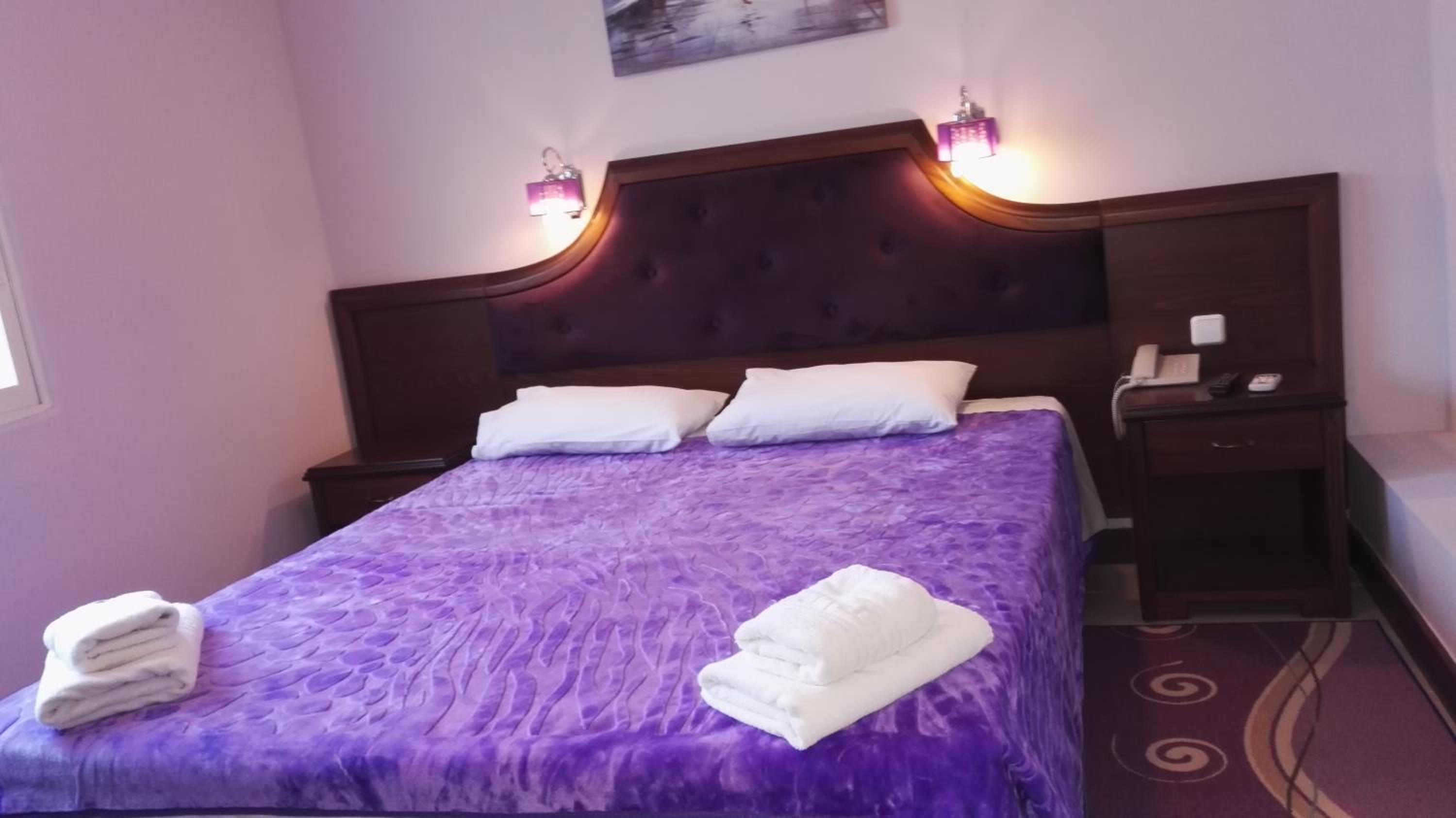 Double or Twin Room photo 3