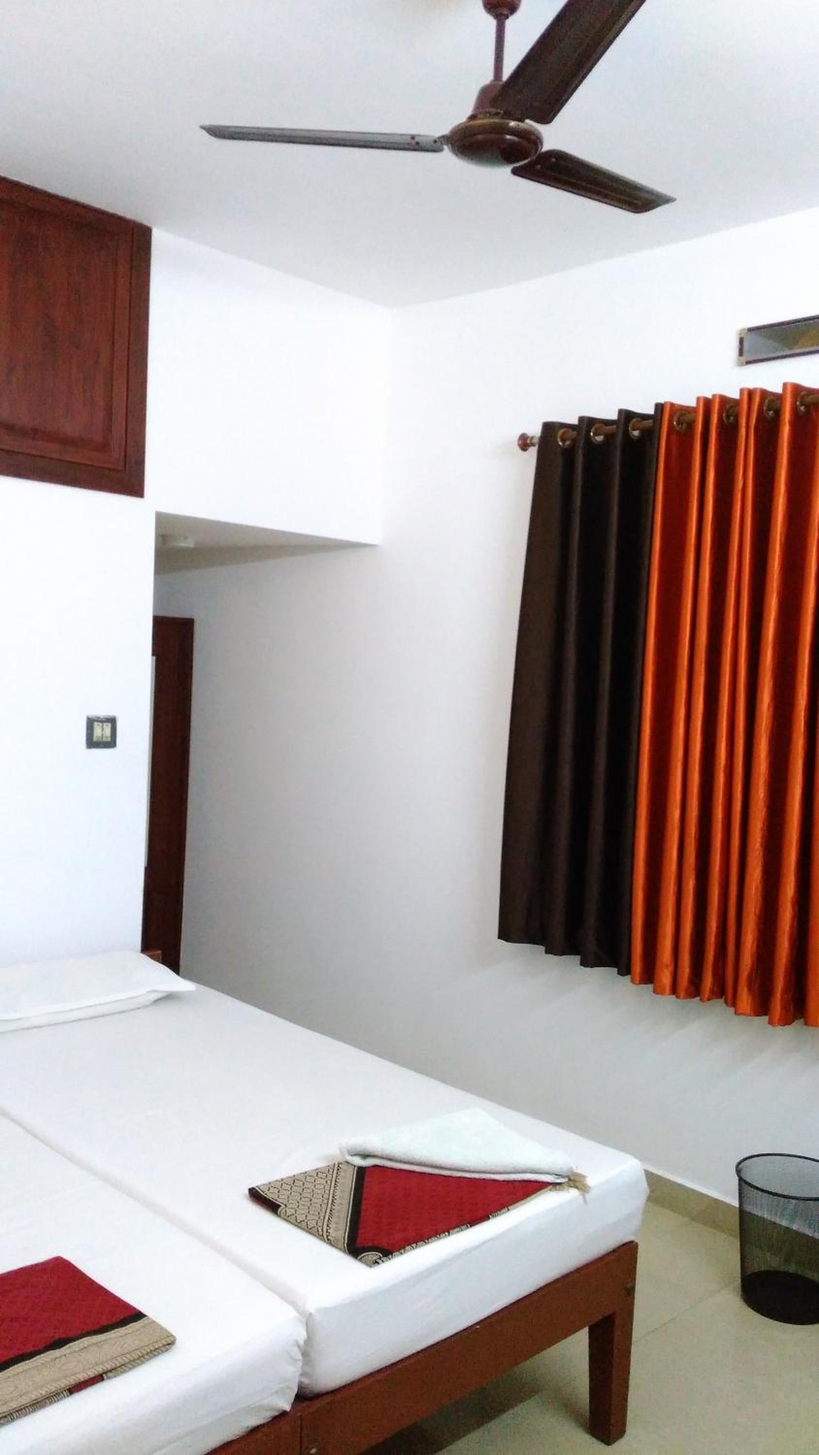 Budget Double Room photo 1