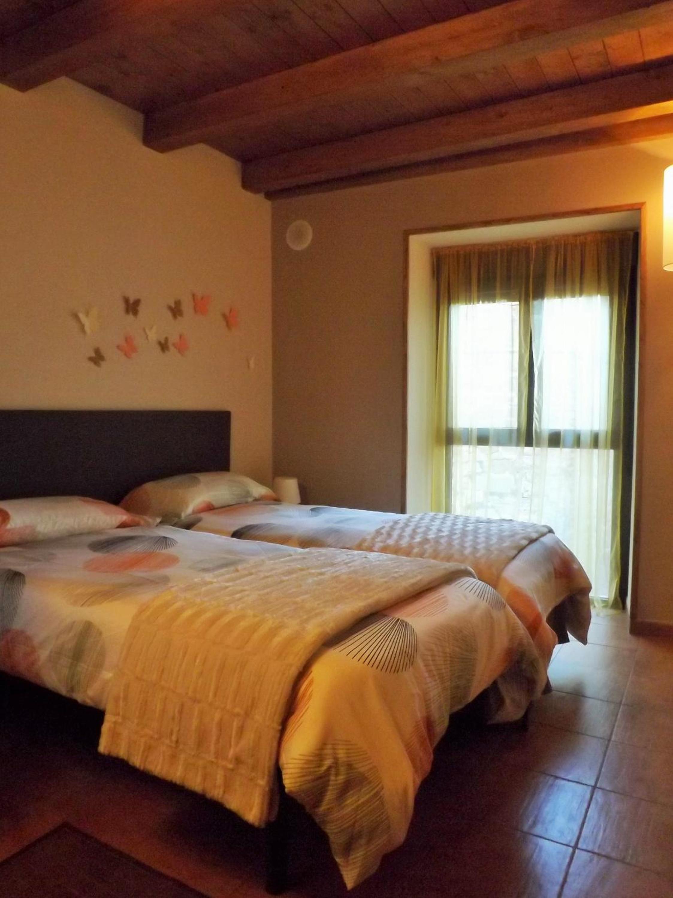 Habitación Doble con Baño Compartido