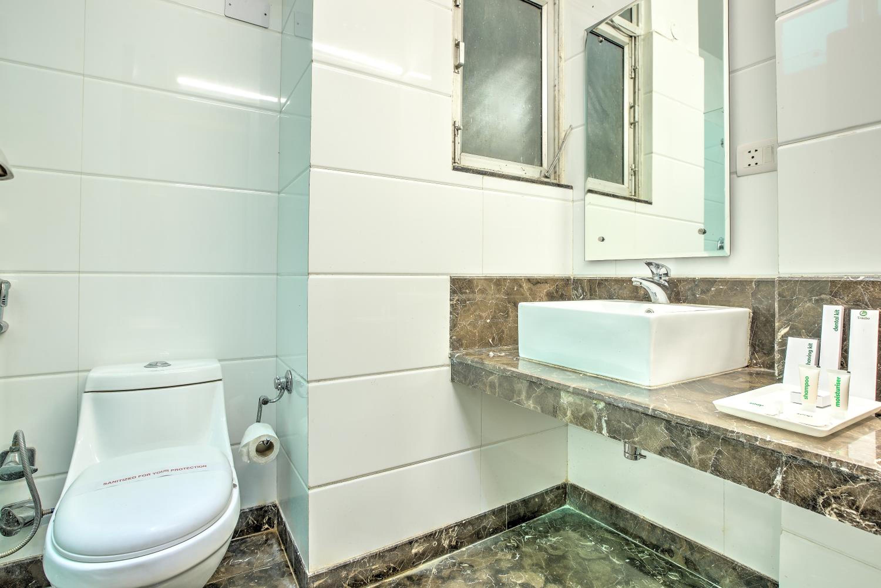  Standard Double or Twin Room photo 2