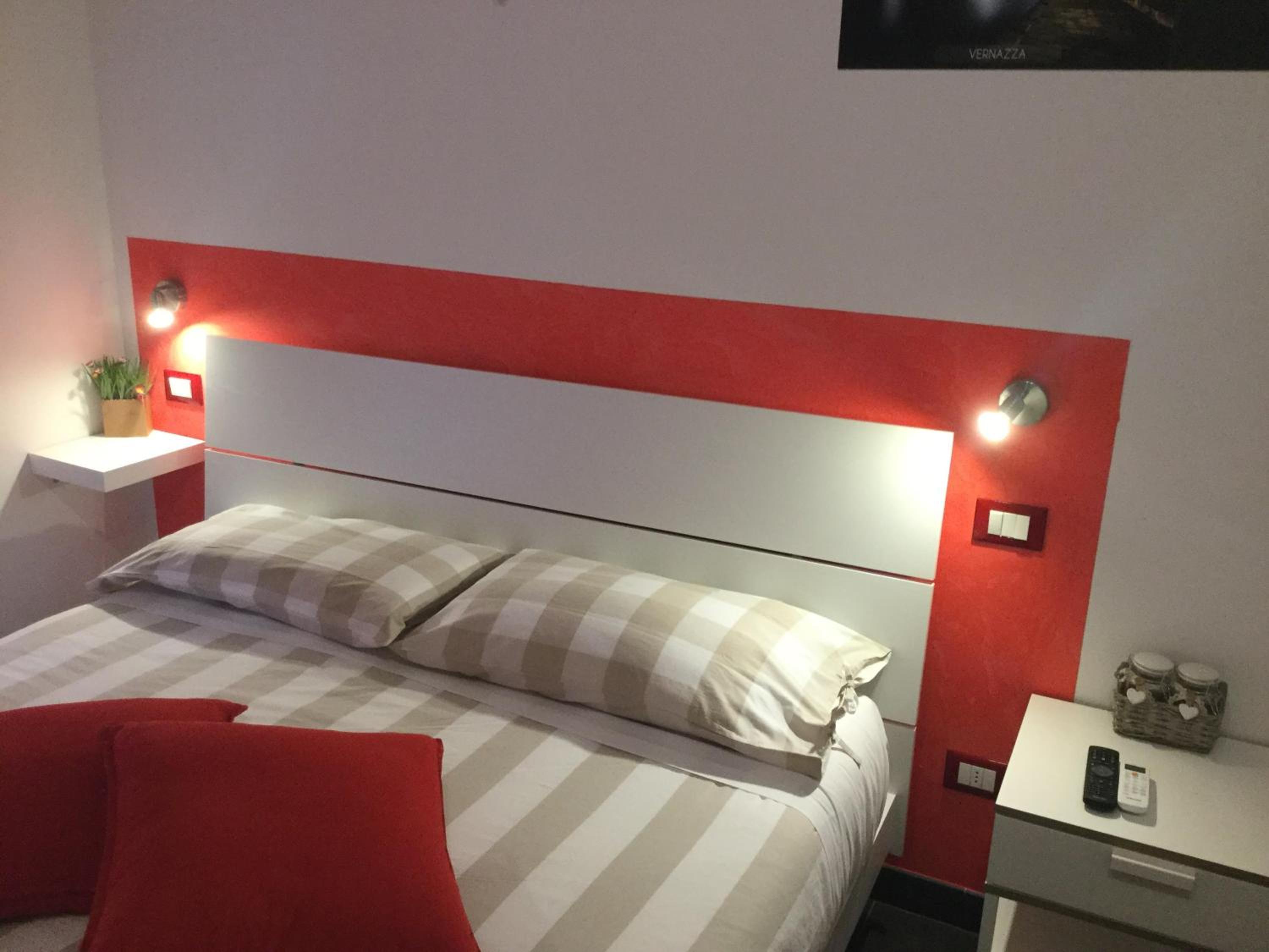 Comfort Triple Room with Shower - Photo 4
