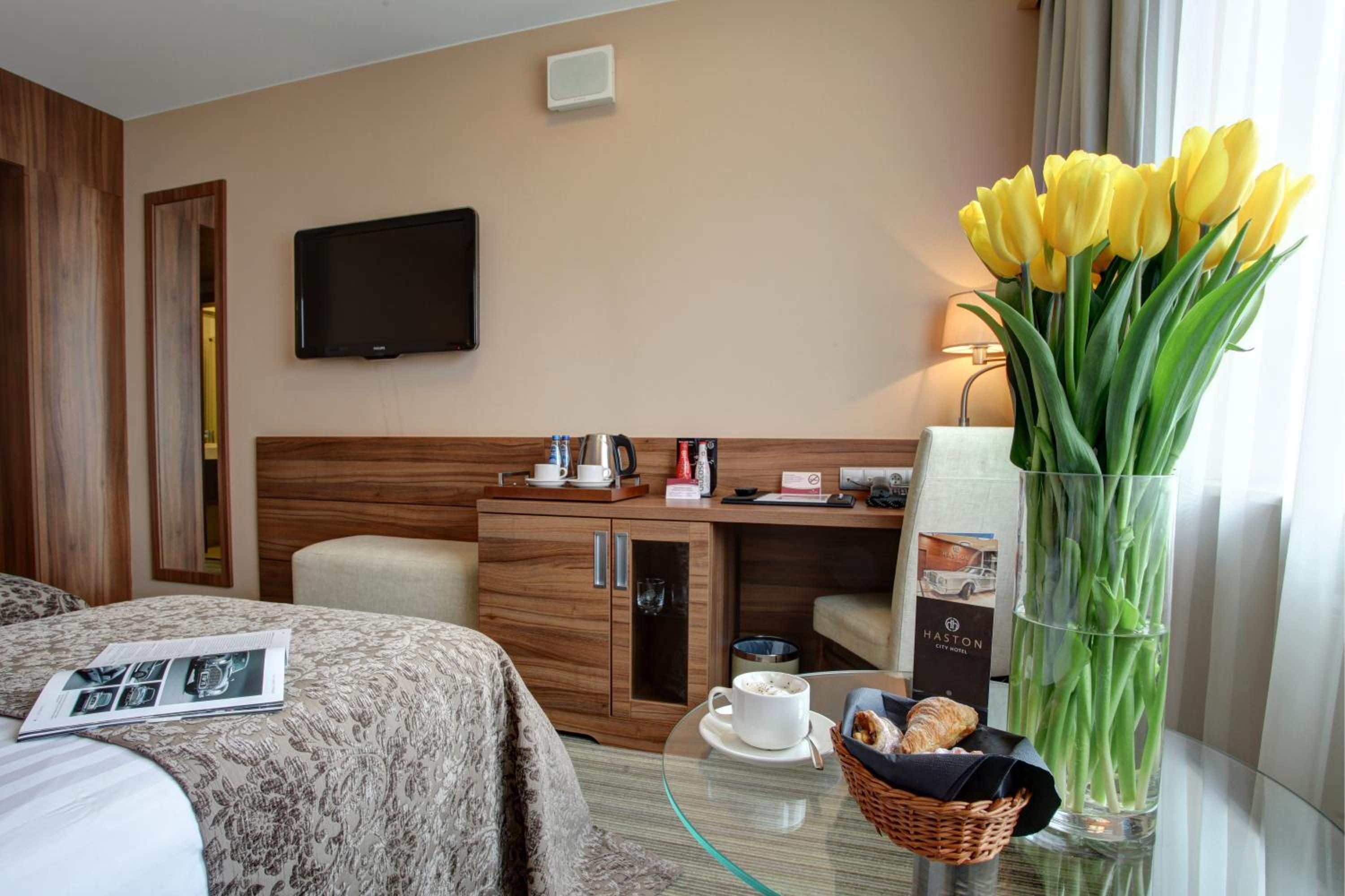Standard Twin Room - Photo 6
