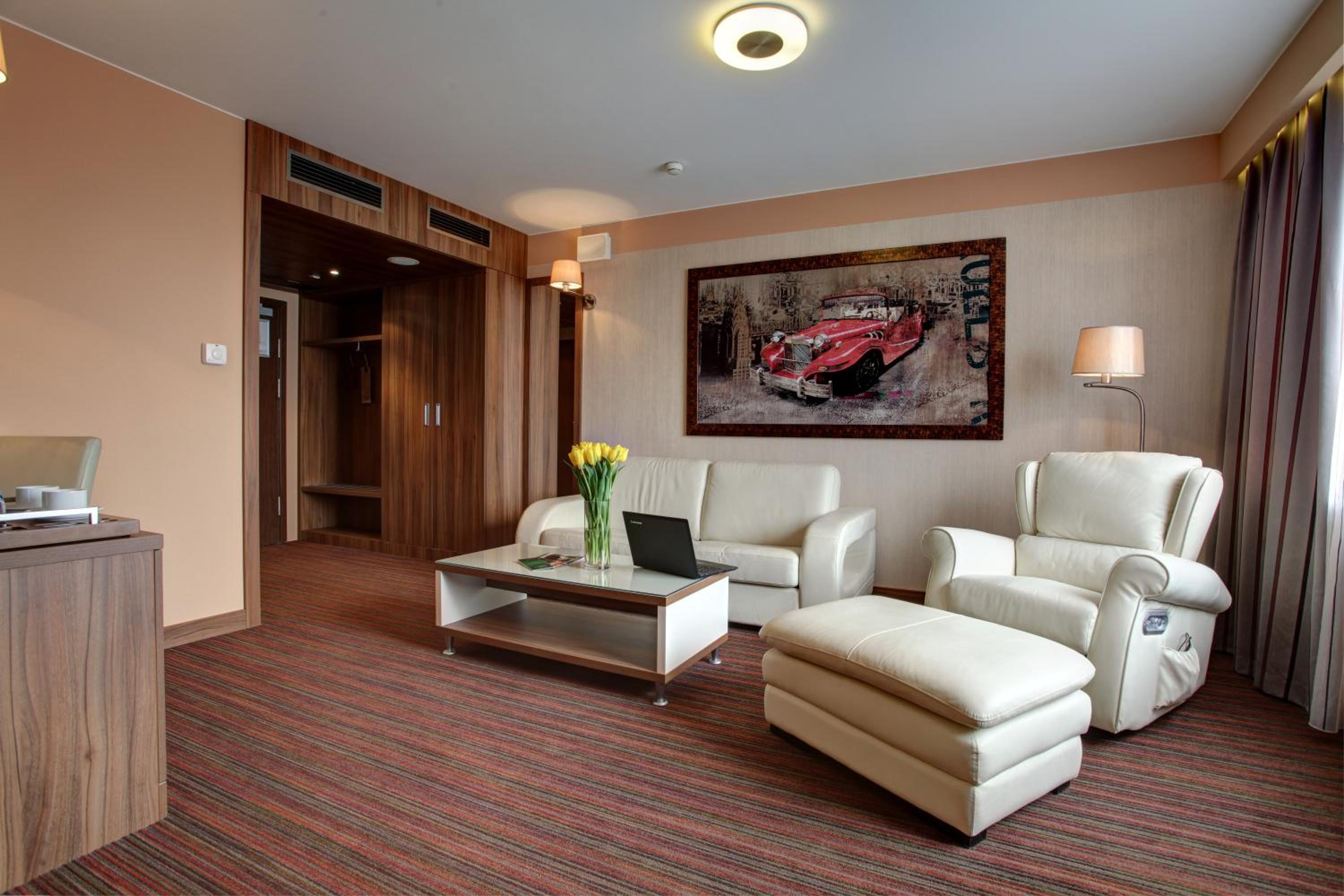 Junior Suite - Photo 8