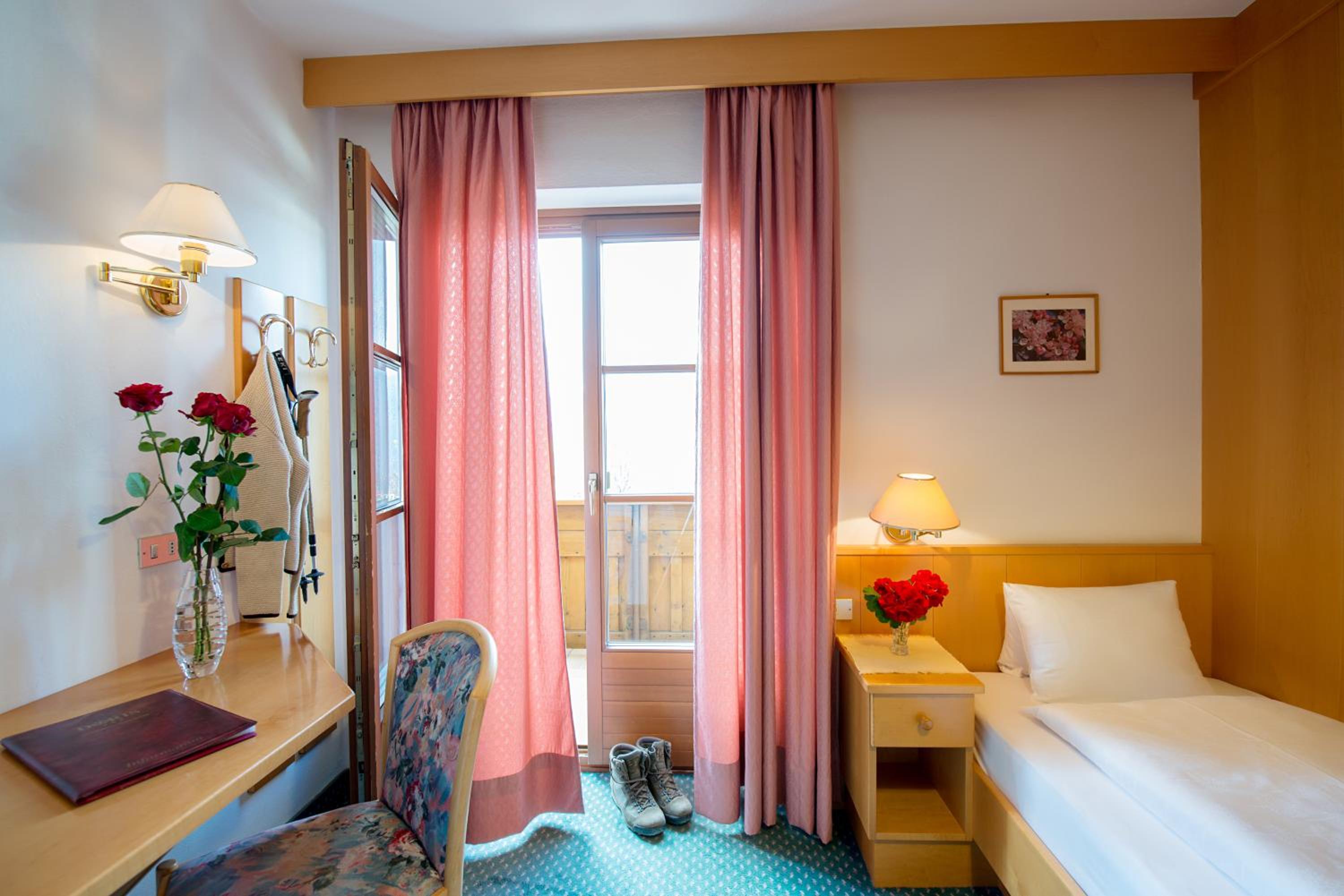 Single Room with Balcony photo 1