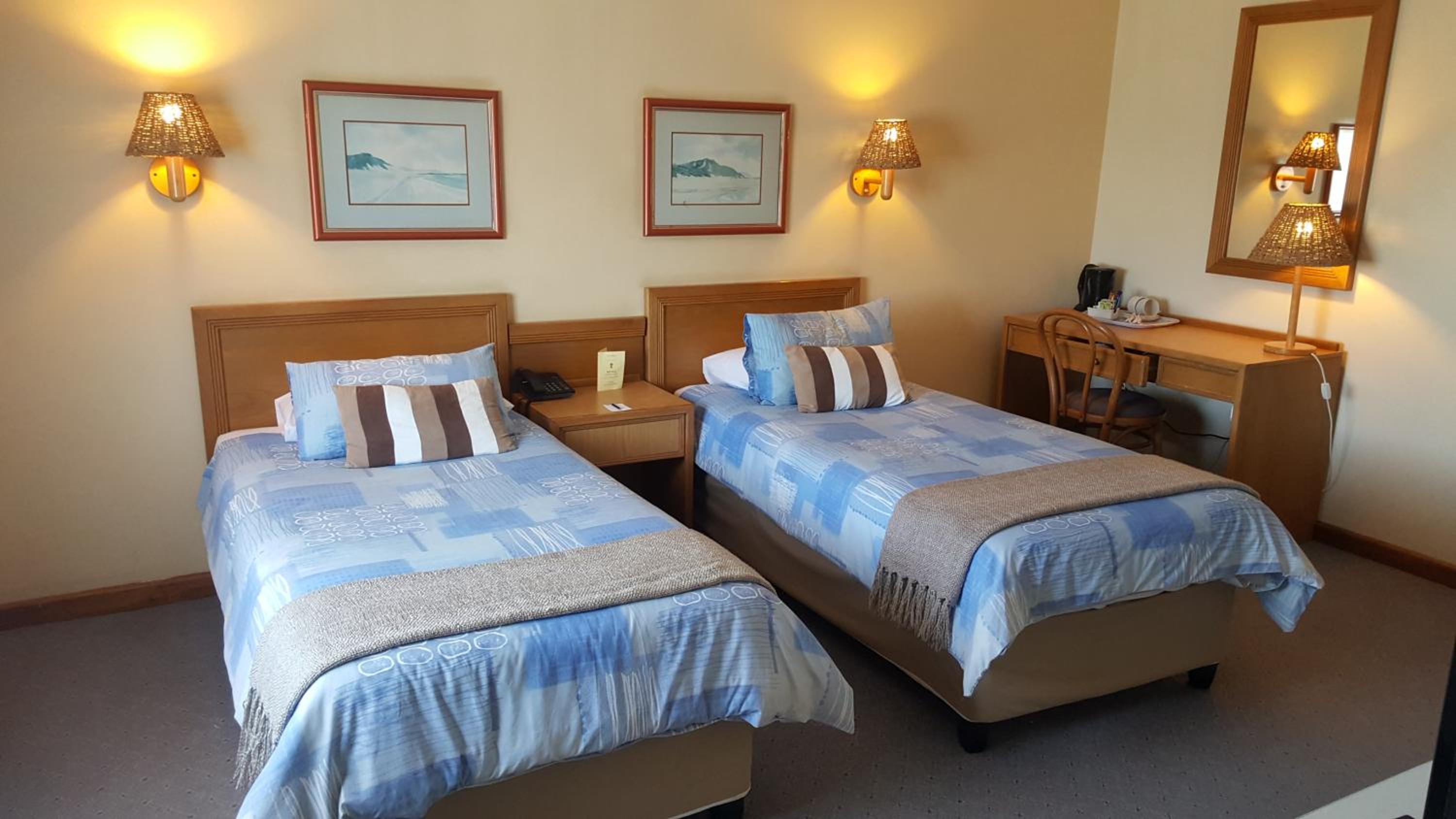 Standard Twin Room photo 1