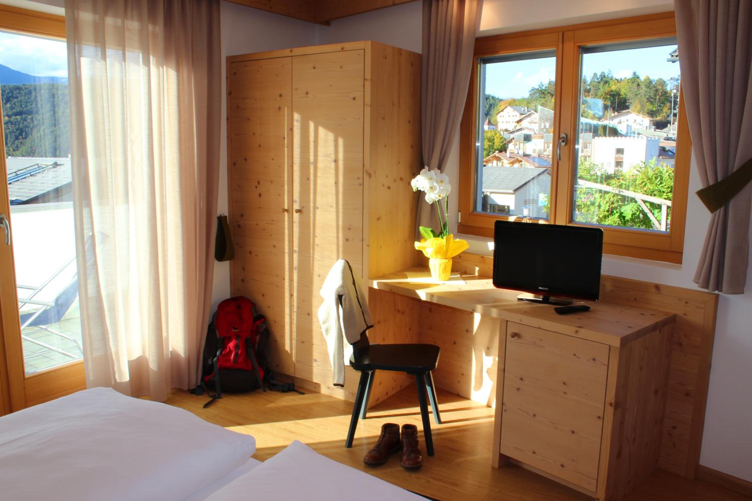 Economy Double Room photo 2