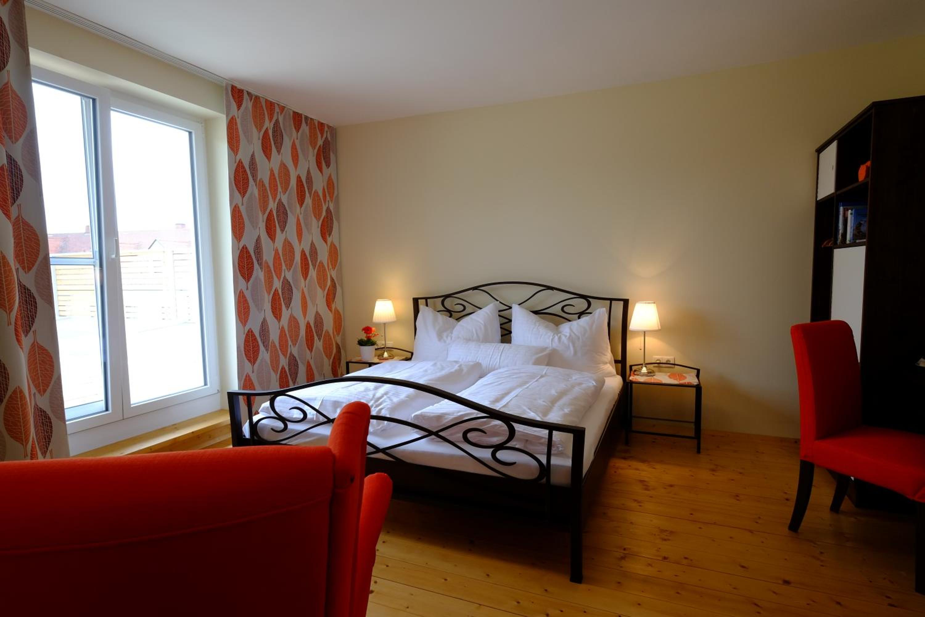 Deluxe Double Room - Photo 14