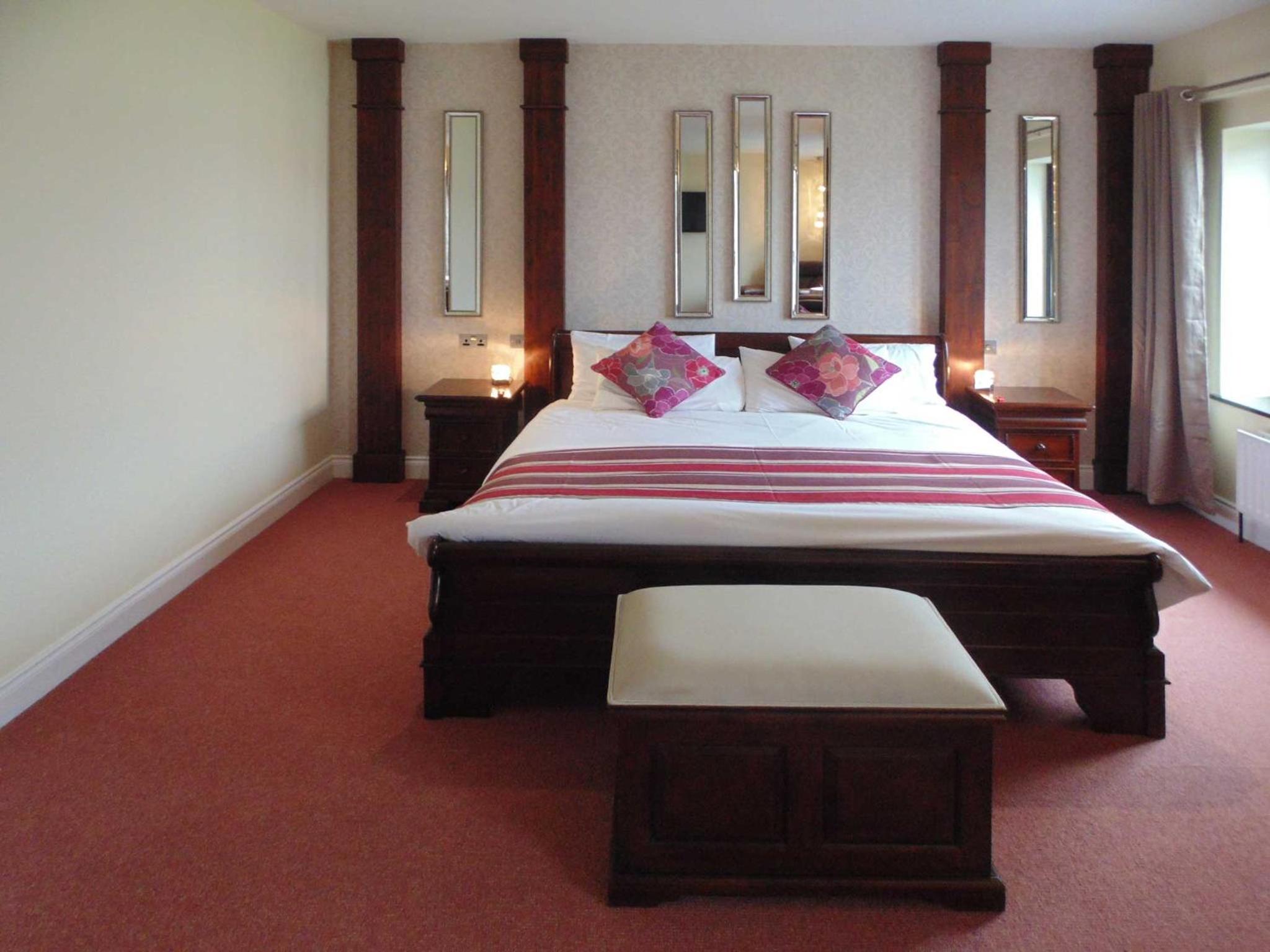 Deluxe Suite with Sea View - Photo 8