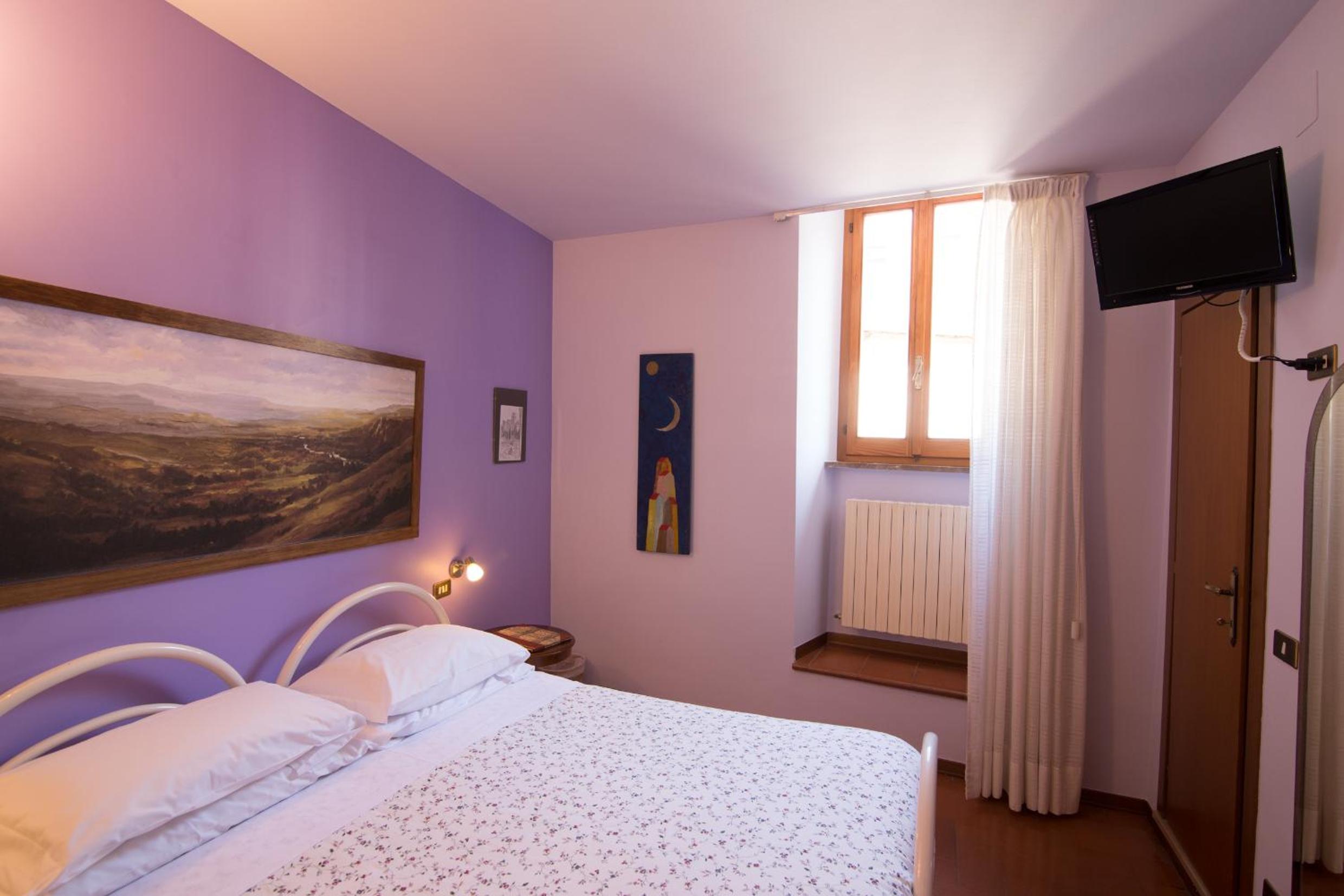 Double Room - Photo 1