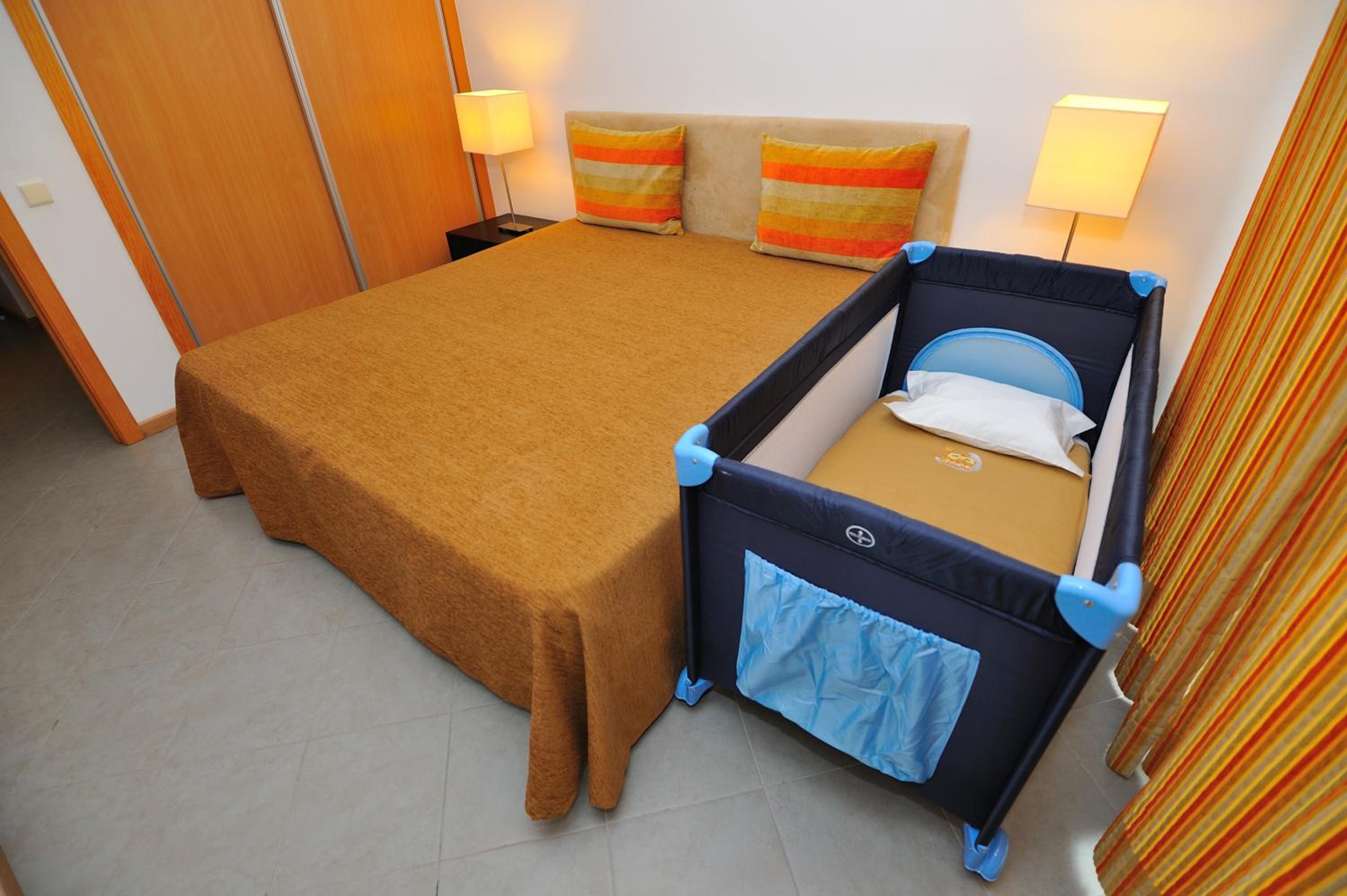 One-Bedroom Apartment with Balcony thumbnail 5