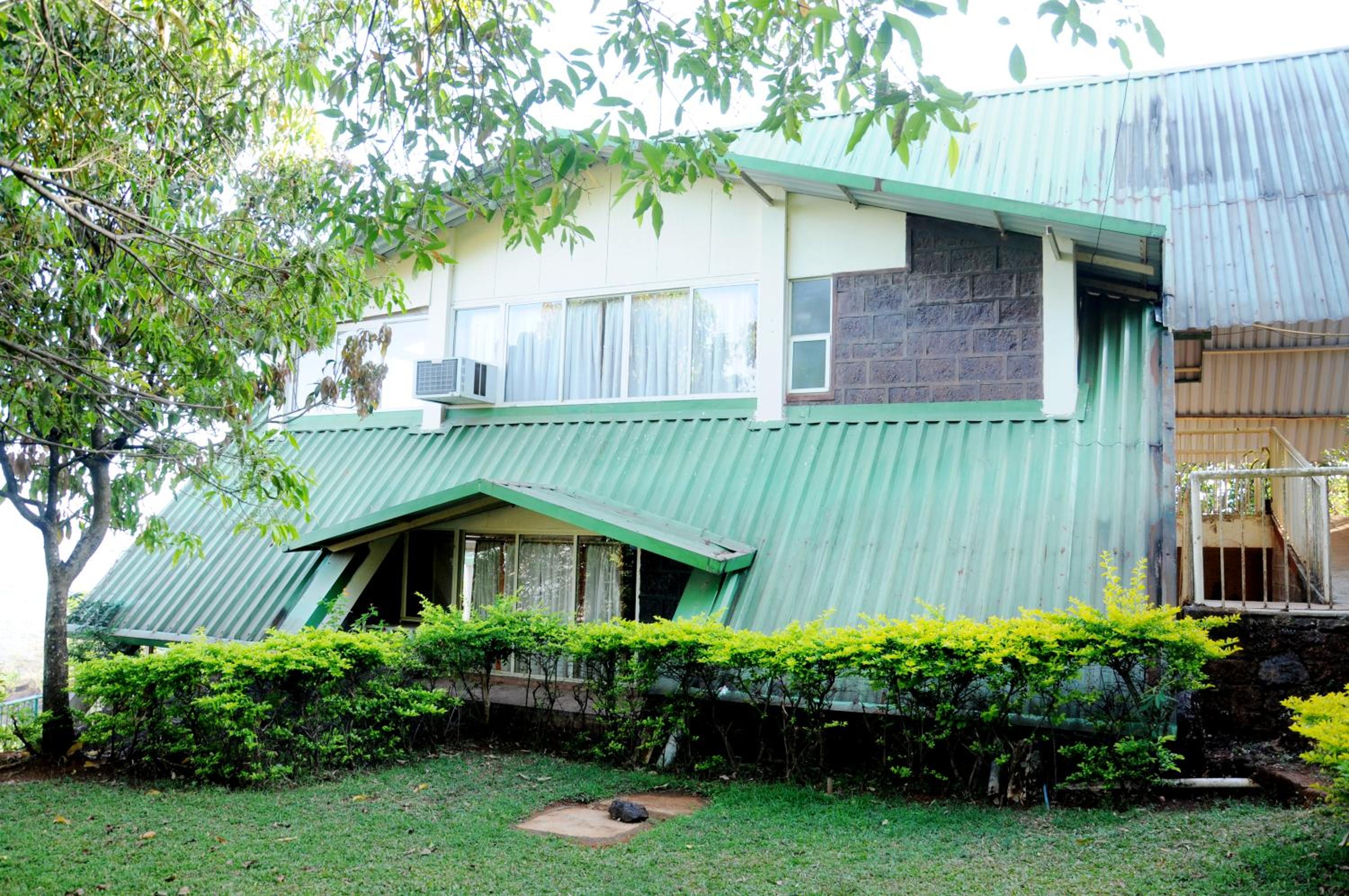 Double Room with Lake View - Photo 8