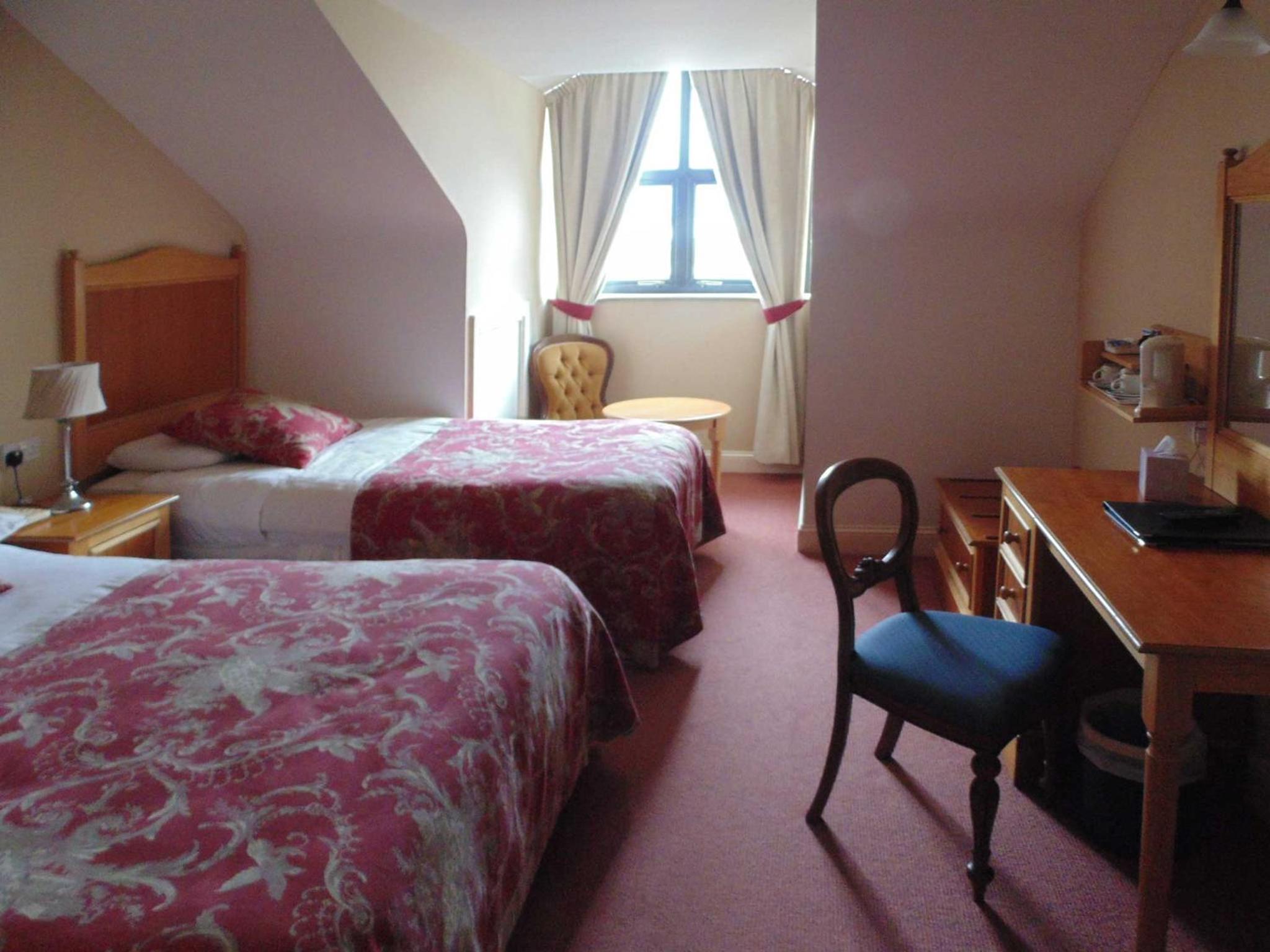 Double or Twin Room with Sea View - Photo 1