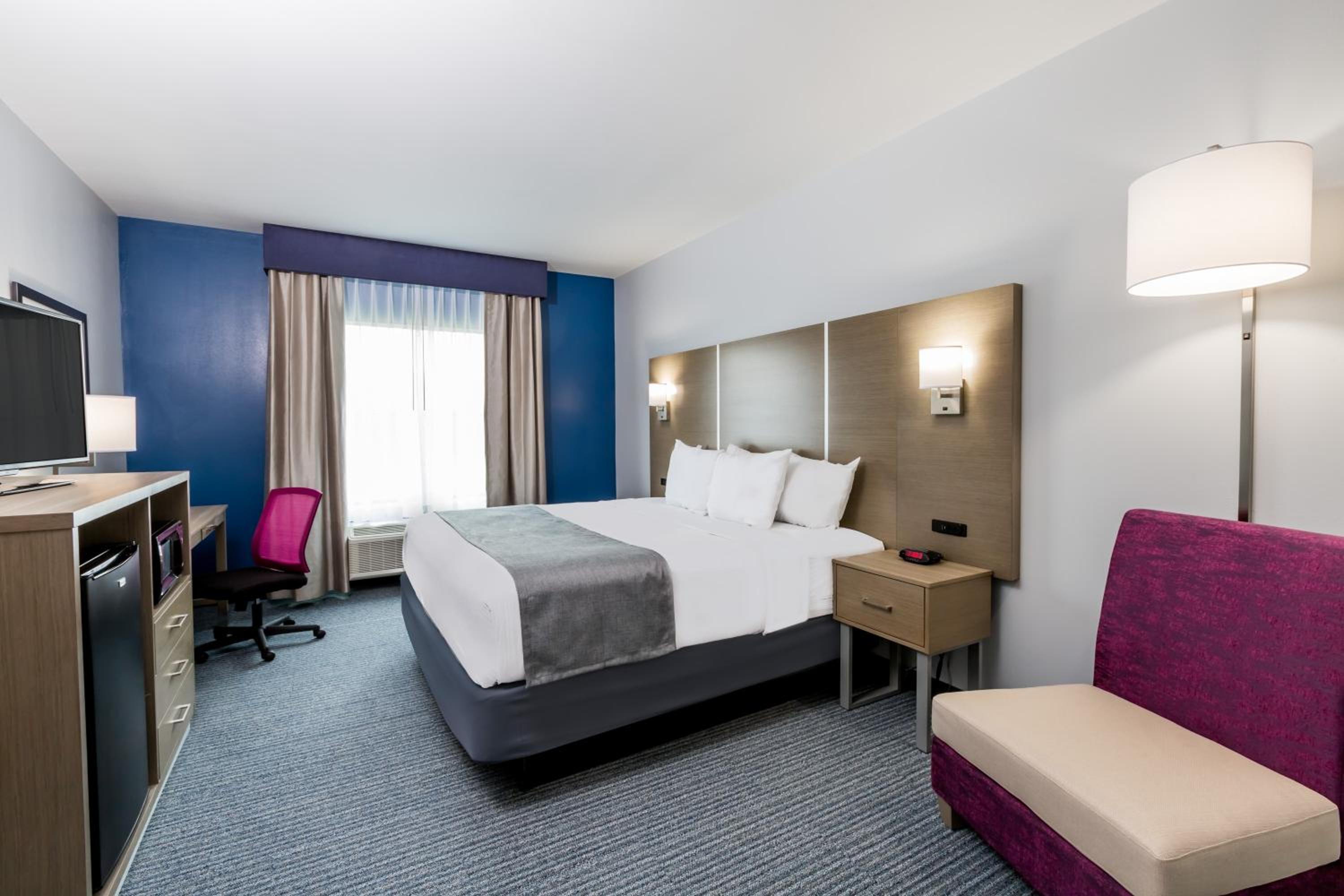 Days Inn & Suites by Wyndham Houston NW Cypress, 사진 4