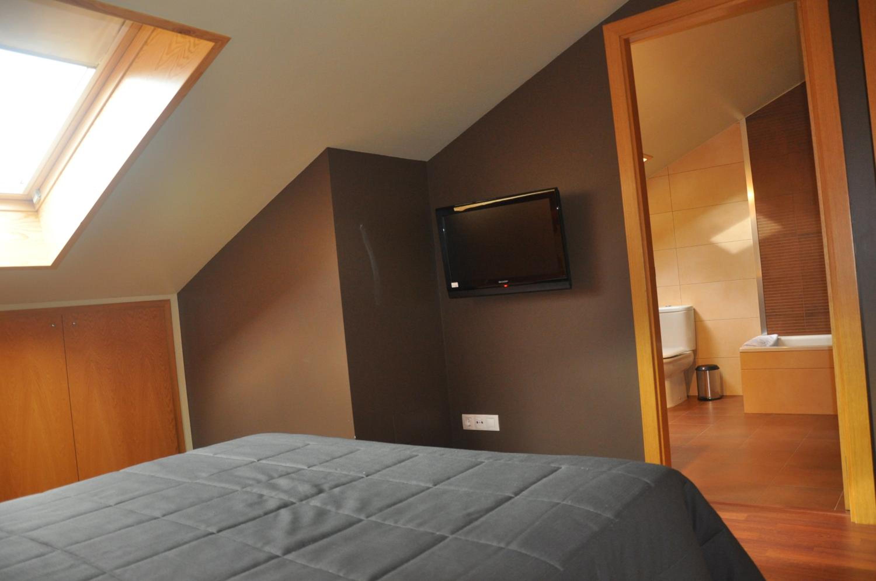 Deluxe Duplex Apartment (6 Adults)	 photo 2