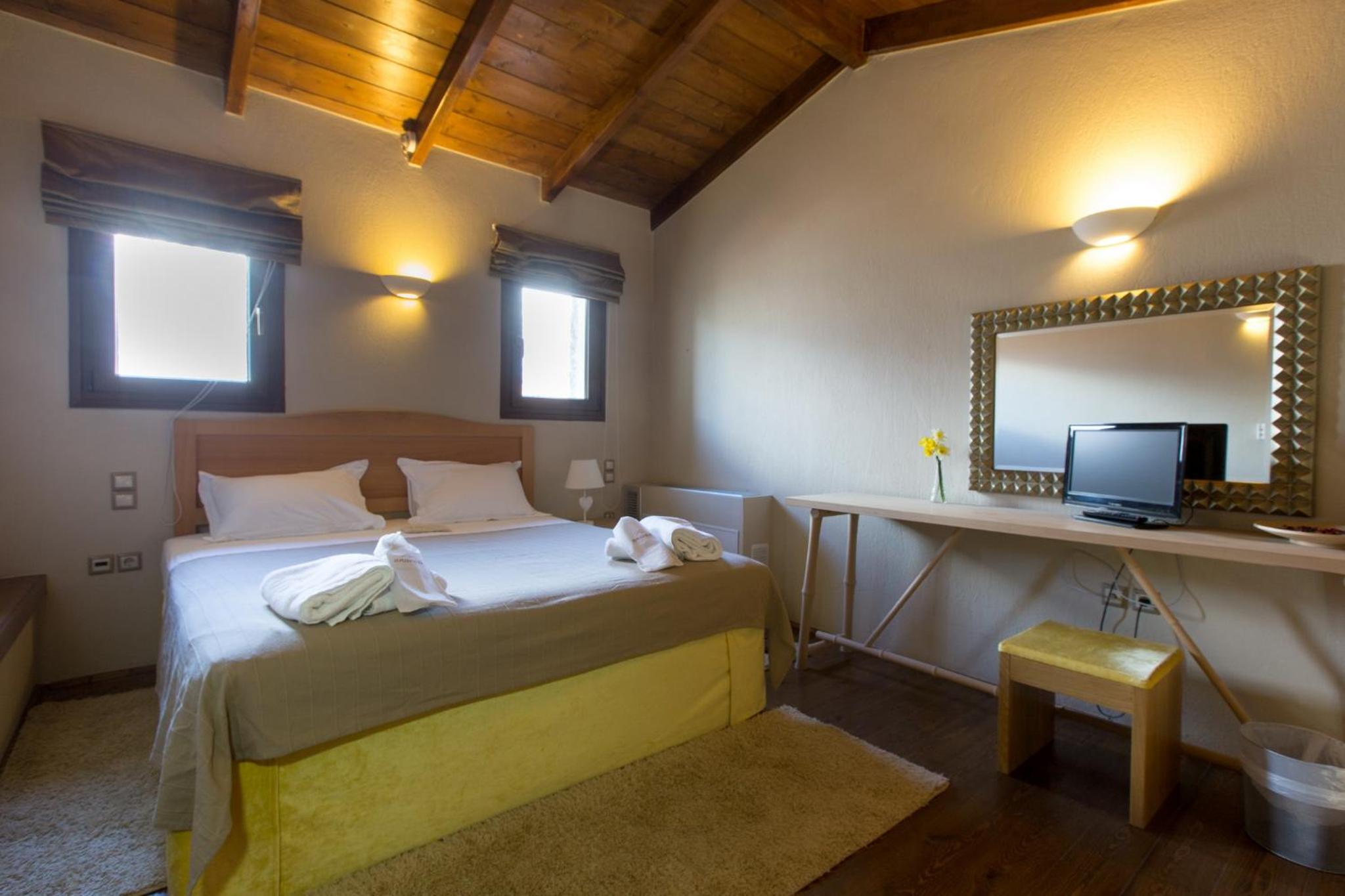 Suite with Mountain View