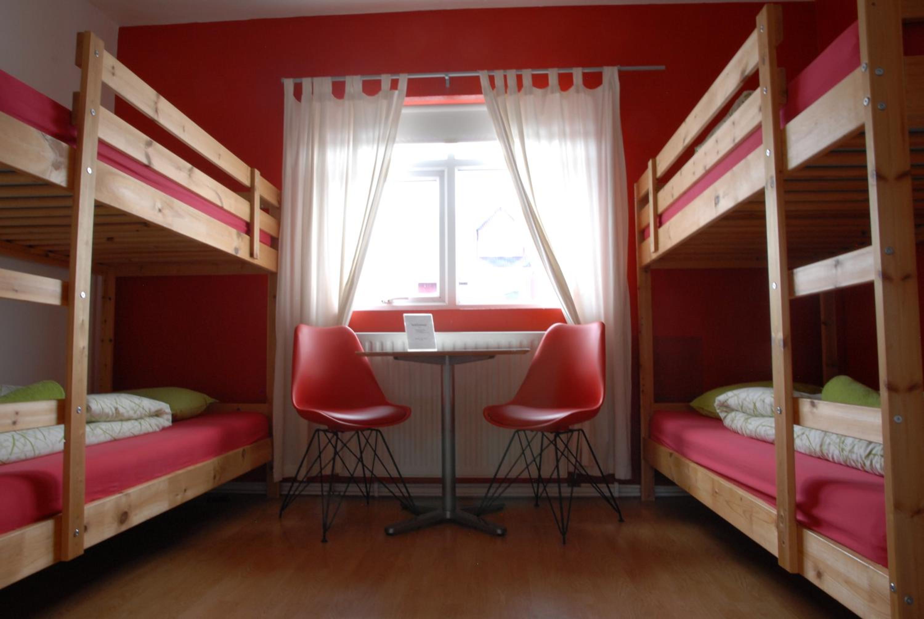 Quadruple Room with Shared Bathroom photo 3