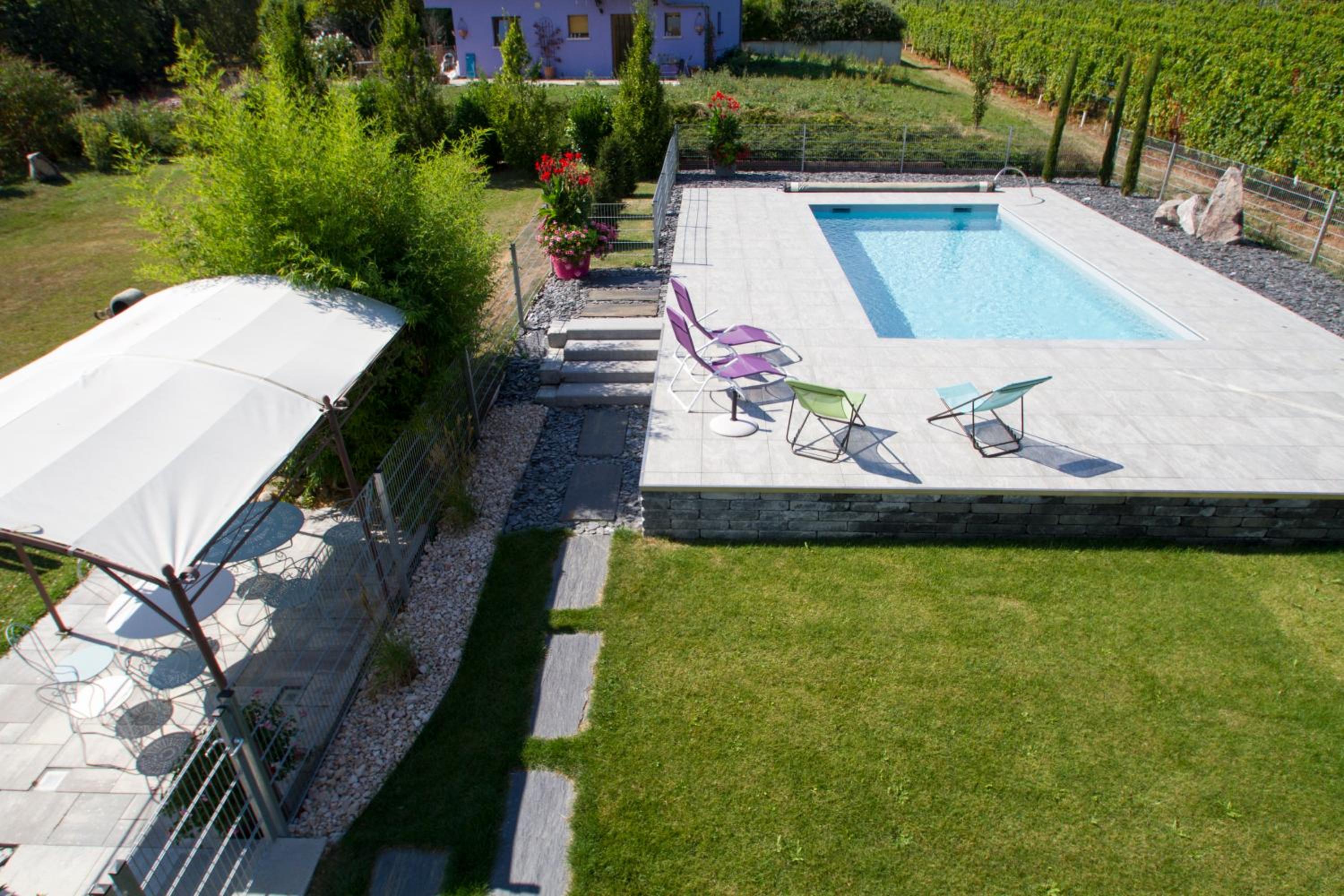 Apartment with Pool View  photo 1