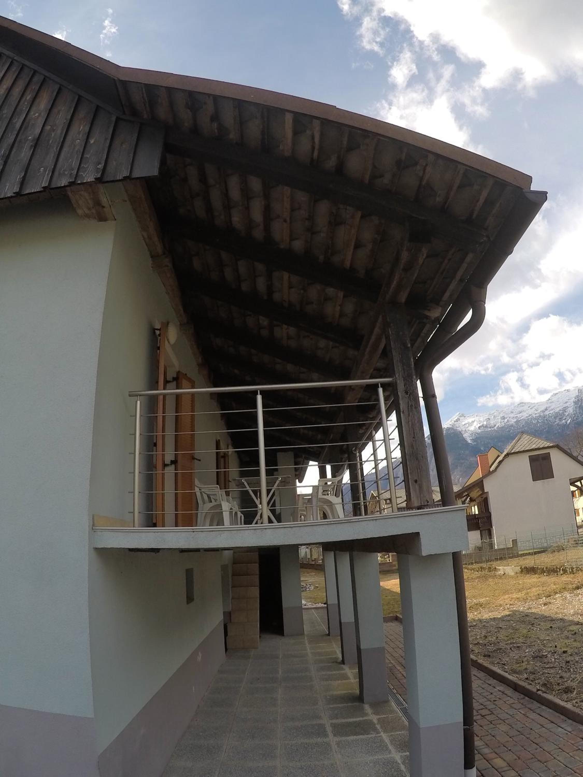 Two-Bedroom House - Photo 17