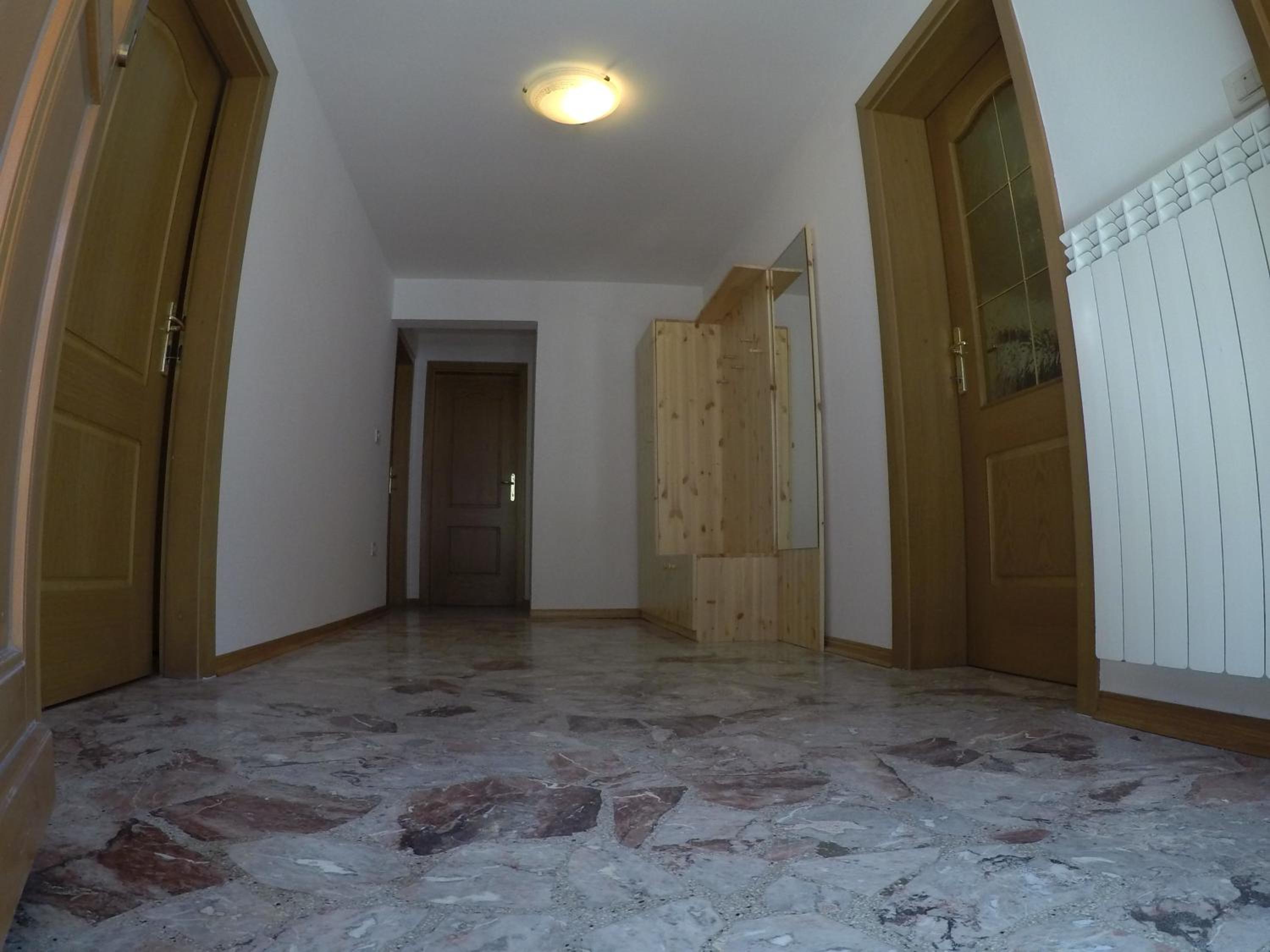 Two-Bedroom House - Photo 9