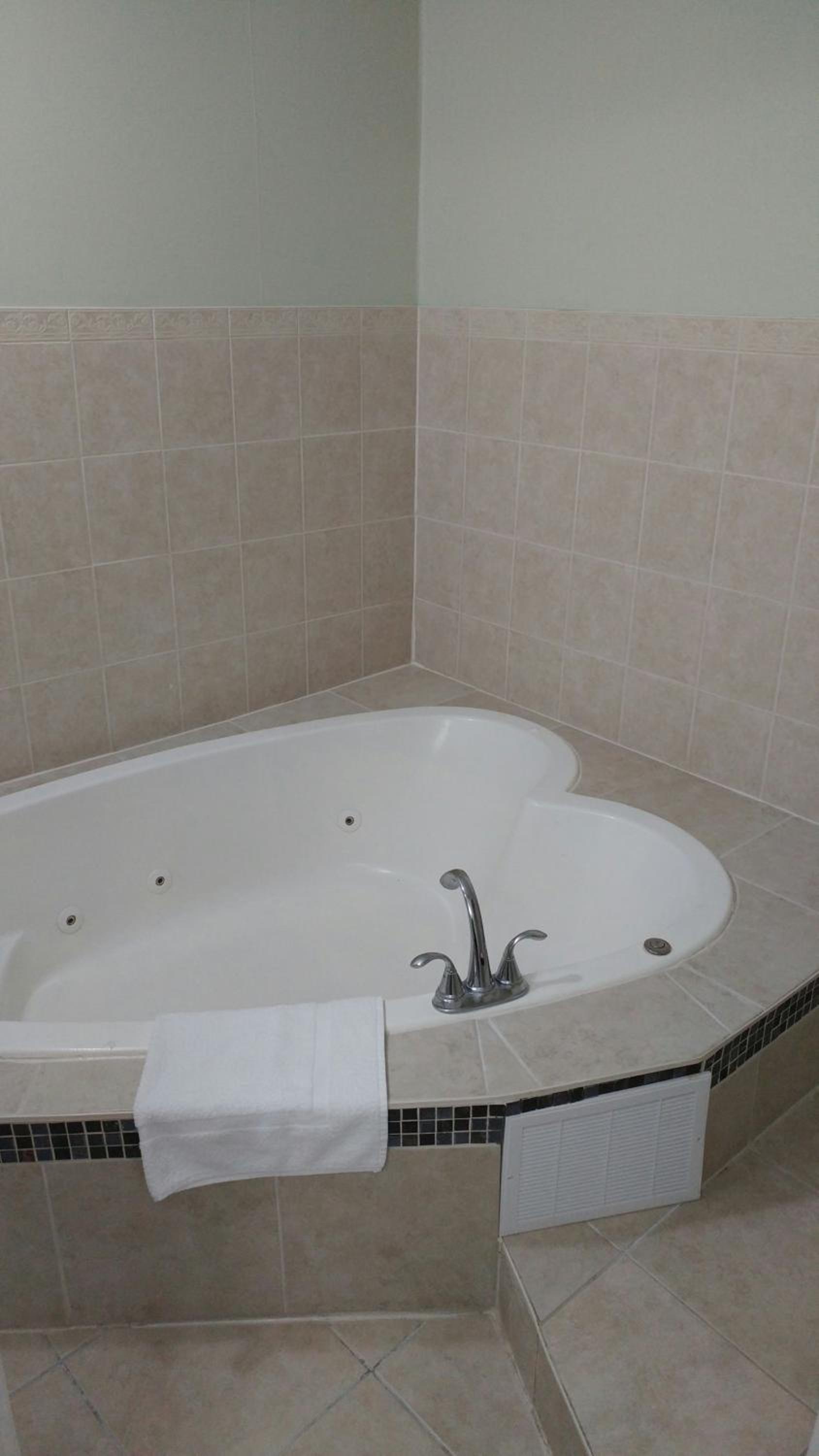 King Studio Suite - Non-Smoking - Photo 4