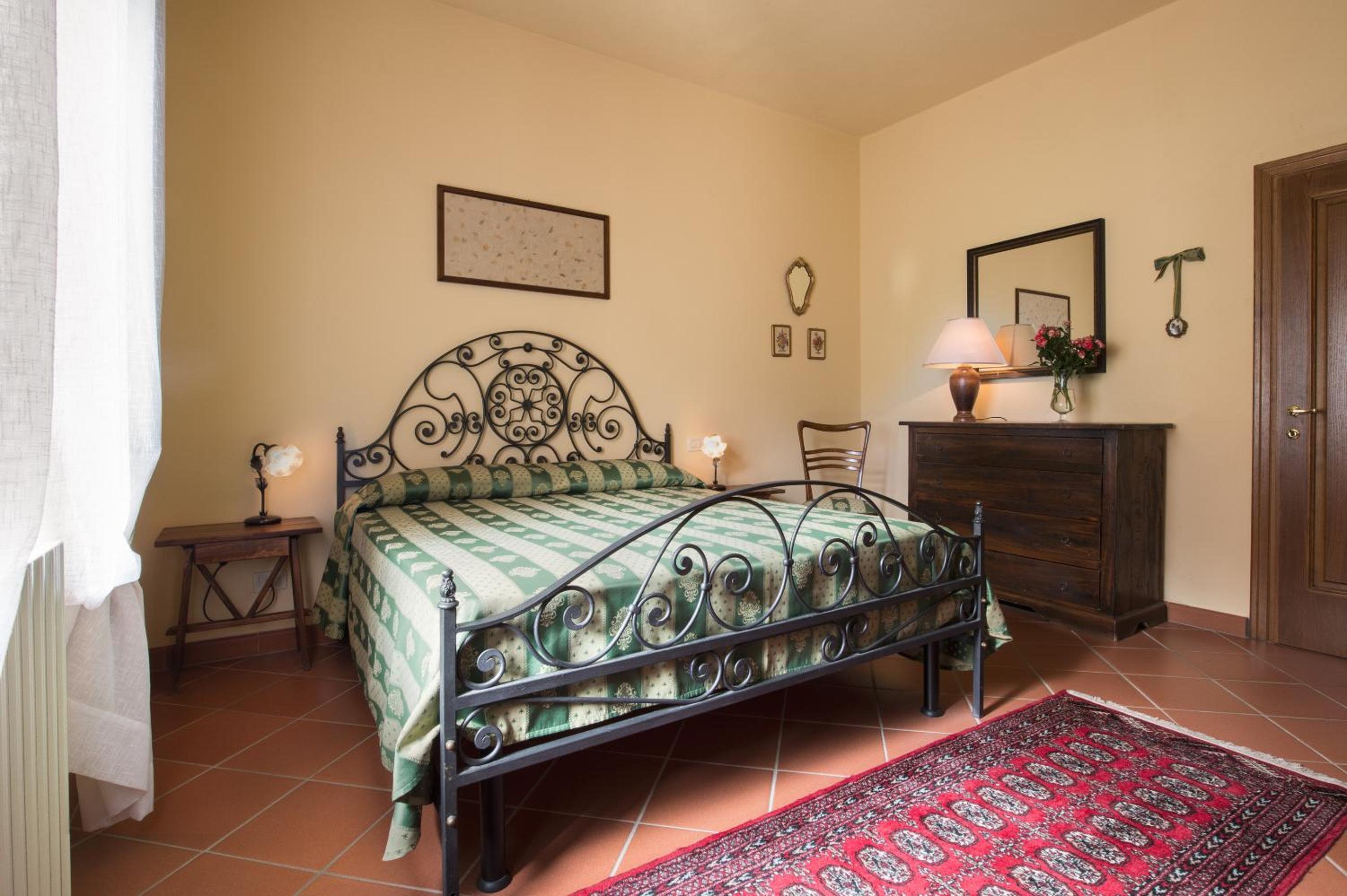 Three-Bedroom House photo 2