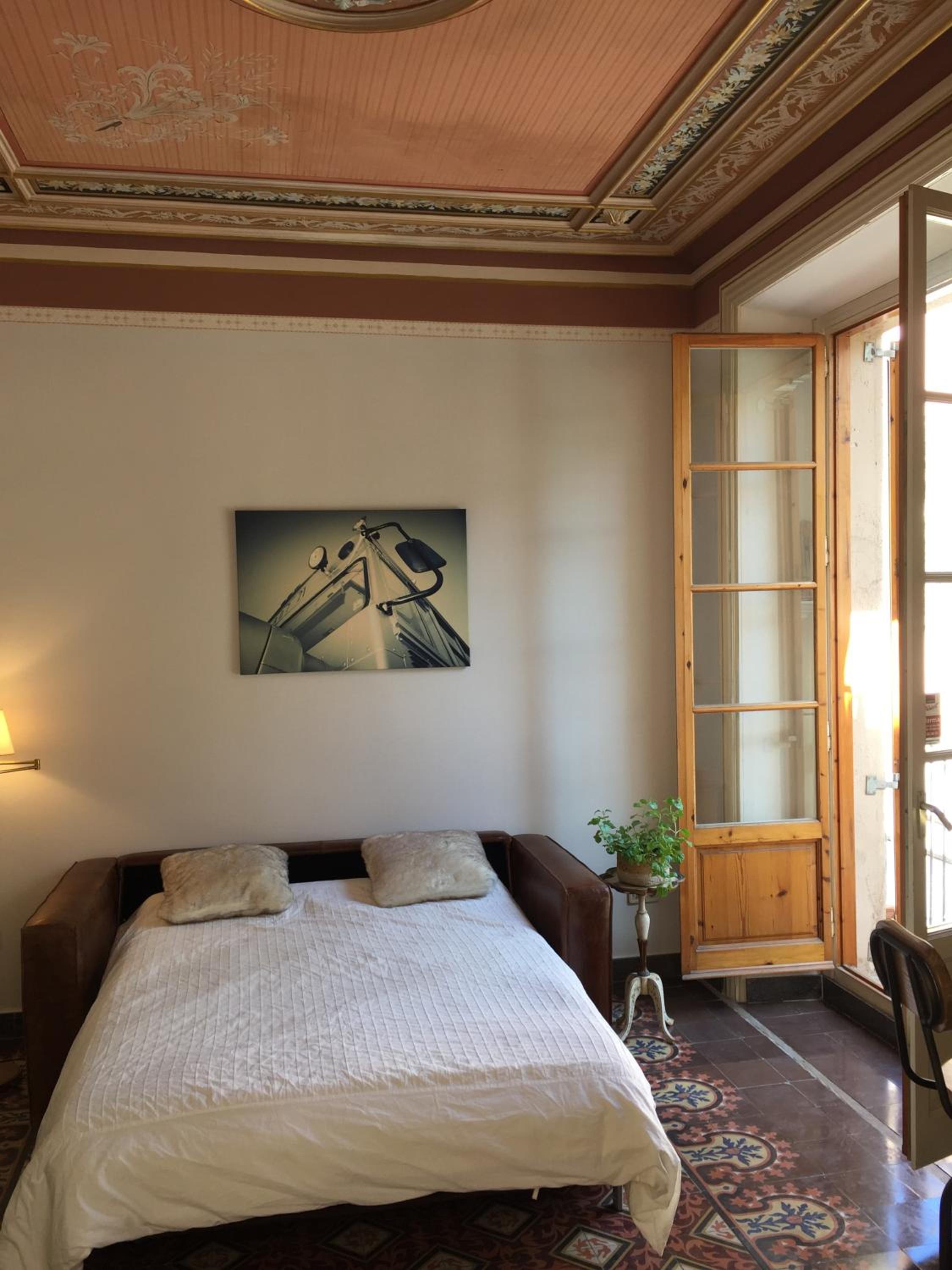 Deluxe Apartment photo 2