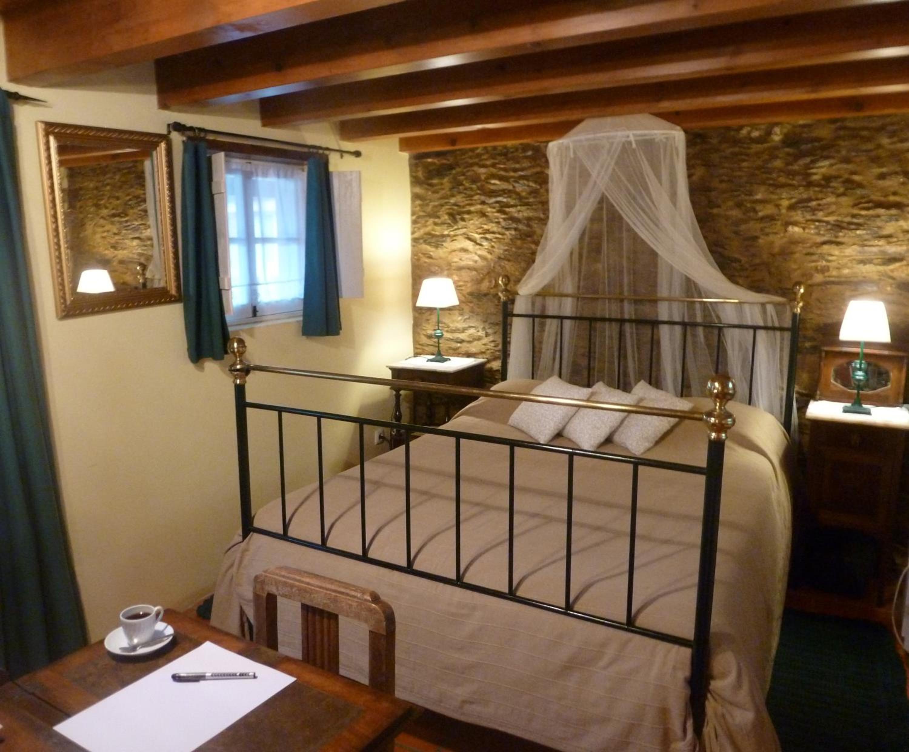 Double Room with Private Bathroom - Photo 5