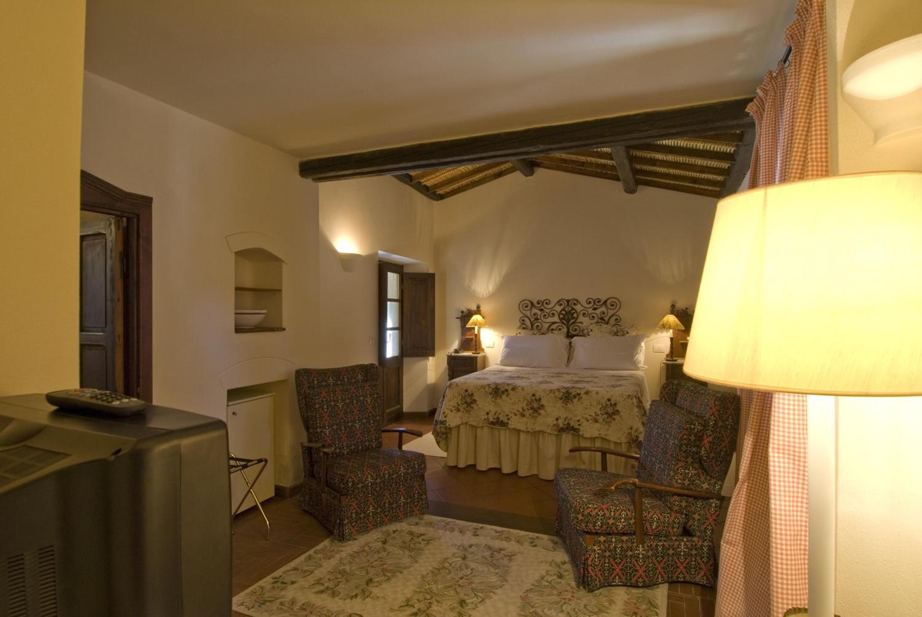 Double Room - Photo 23