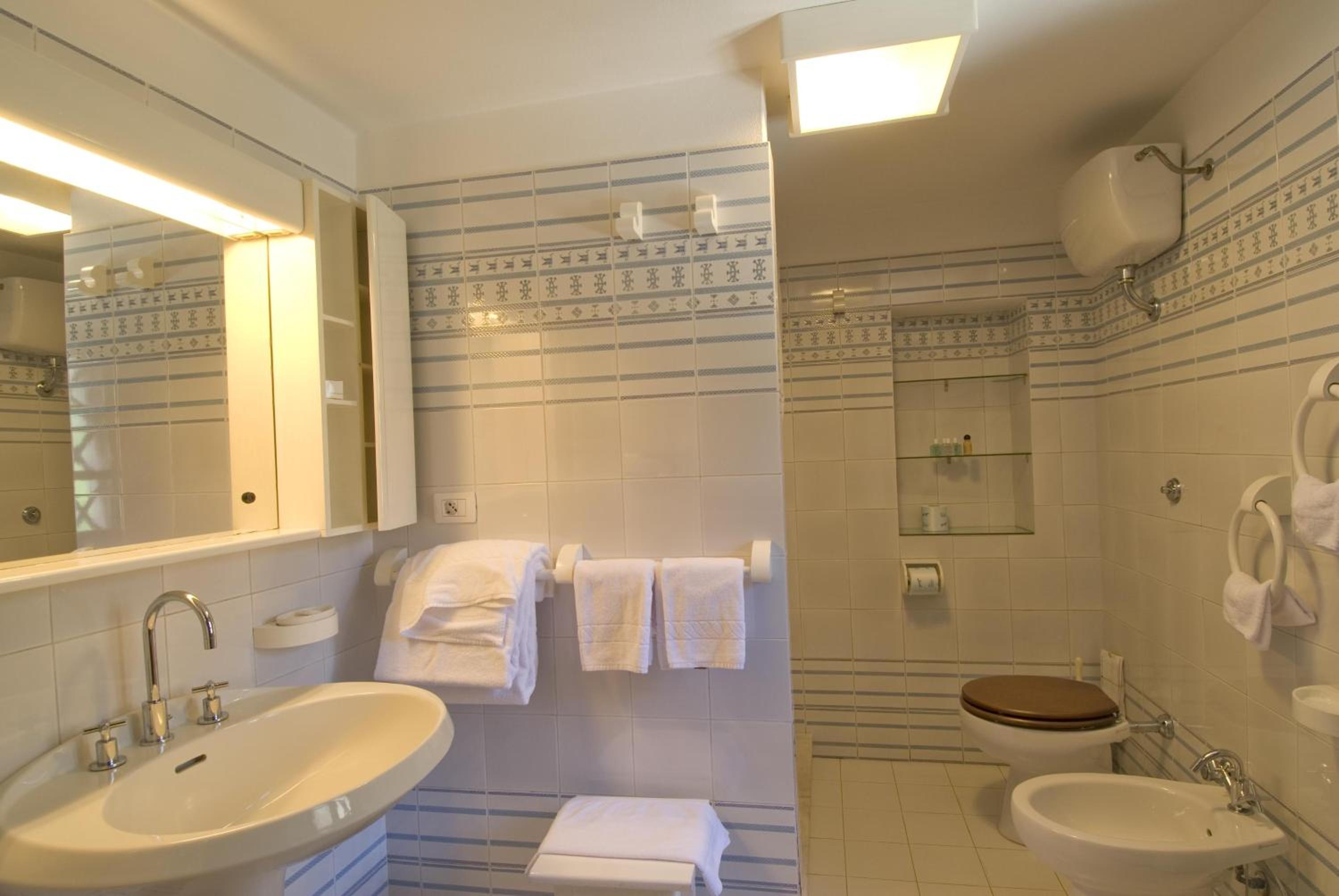 Double Room - Photo 20