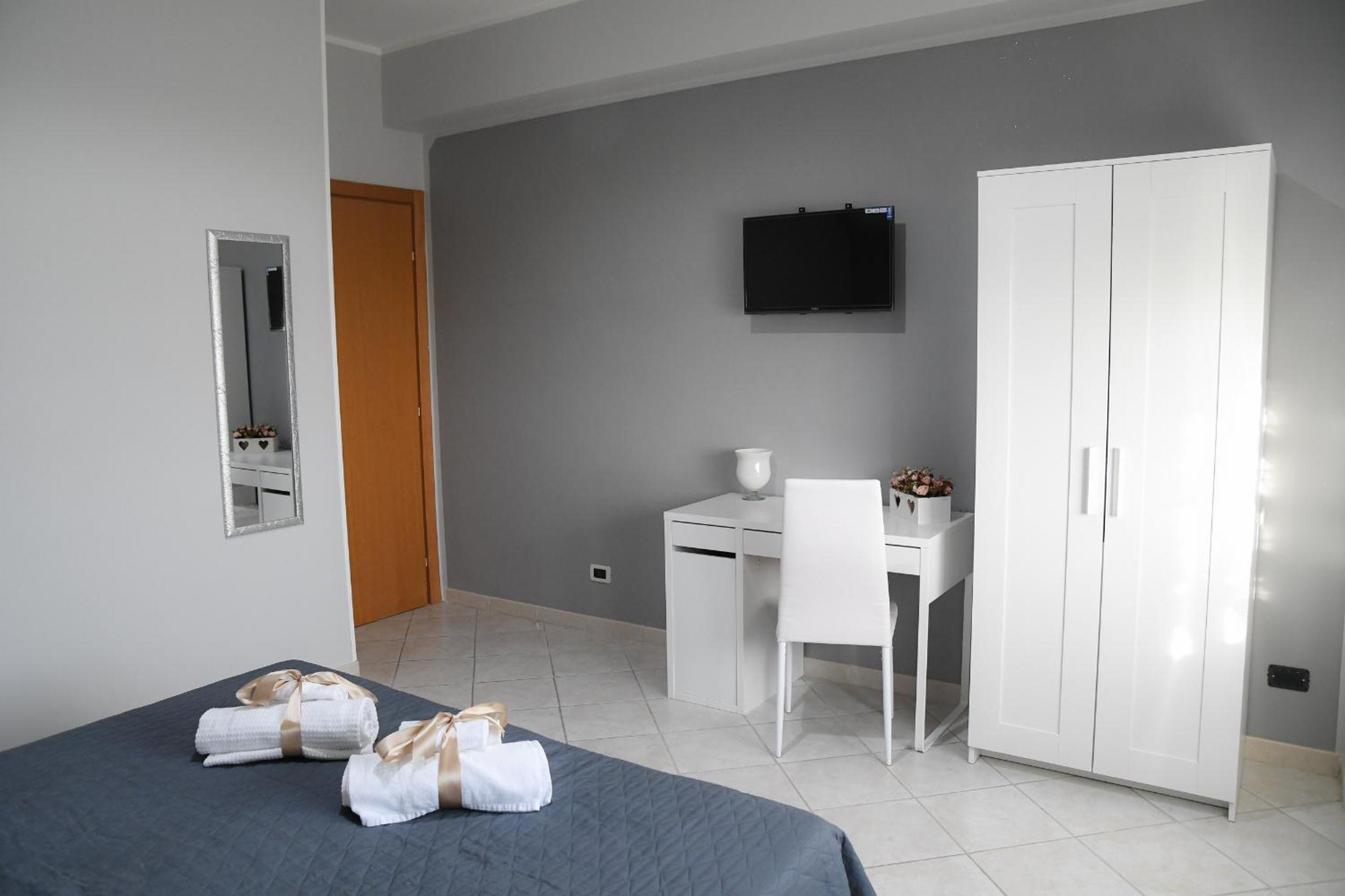 Triple Room with Private Bathroom