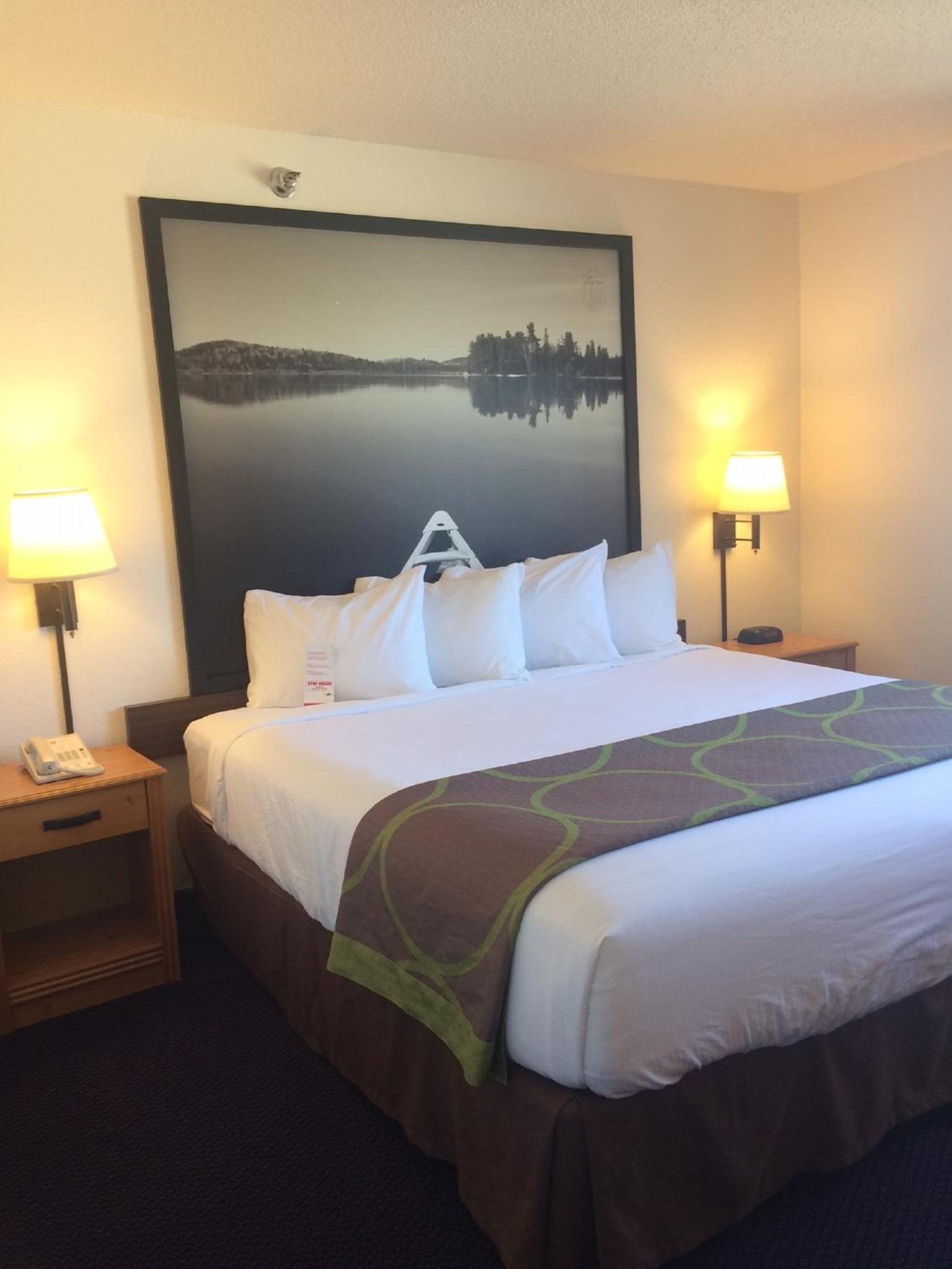One-Bedroom King Suite - Non-Smoking - Photo 1