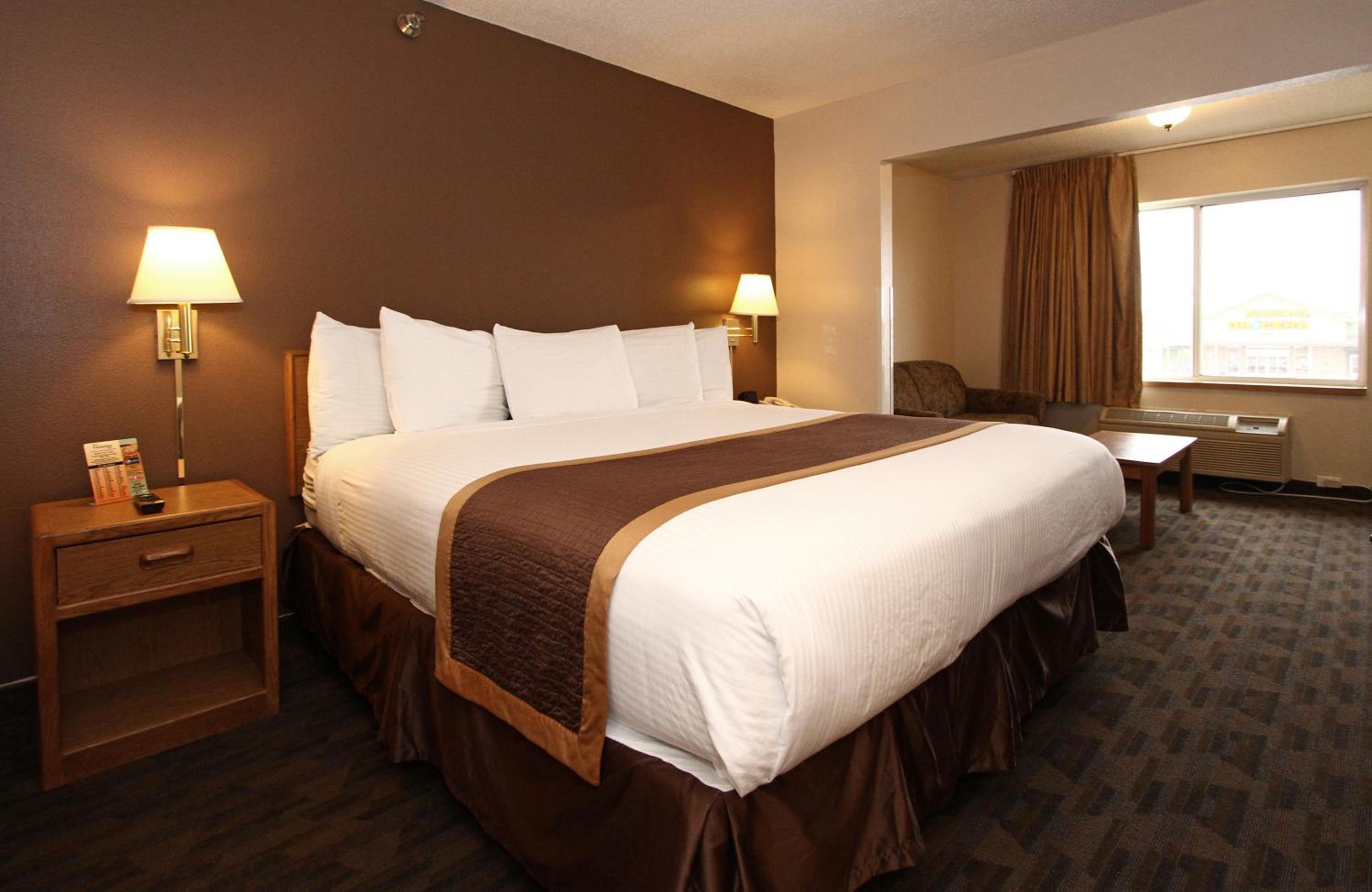 King Suite - Photo 12