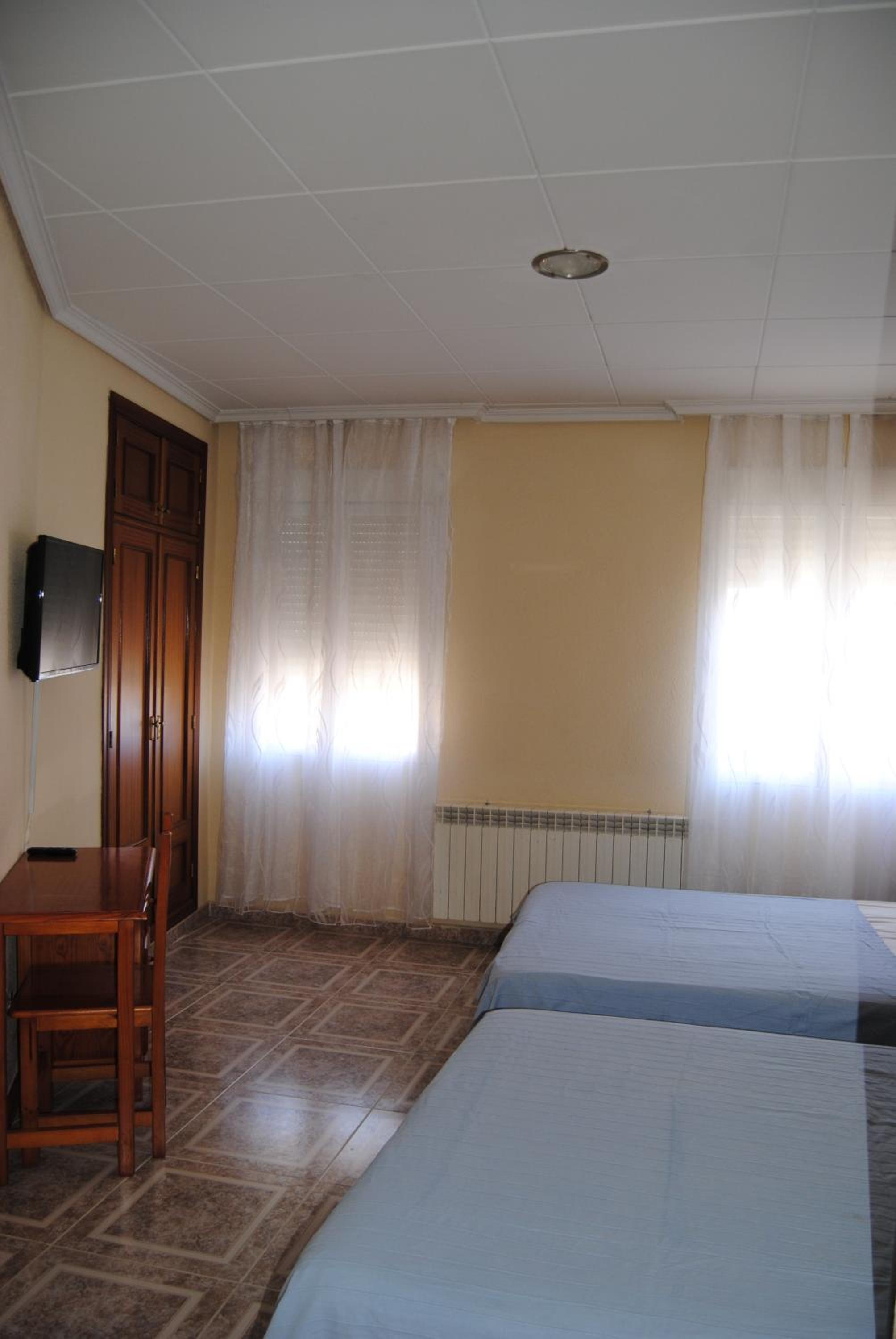 Habitación Triple con Baño Privado