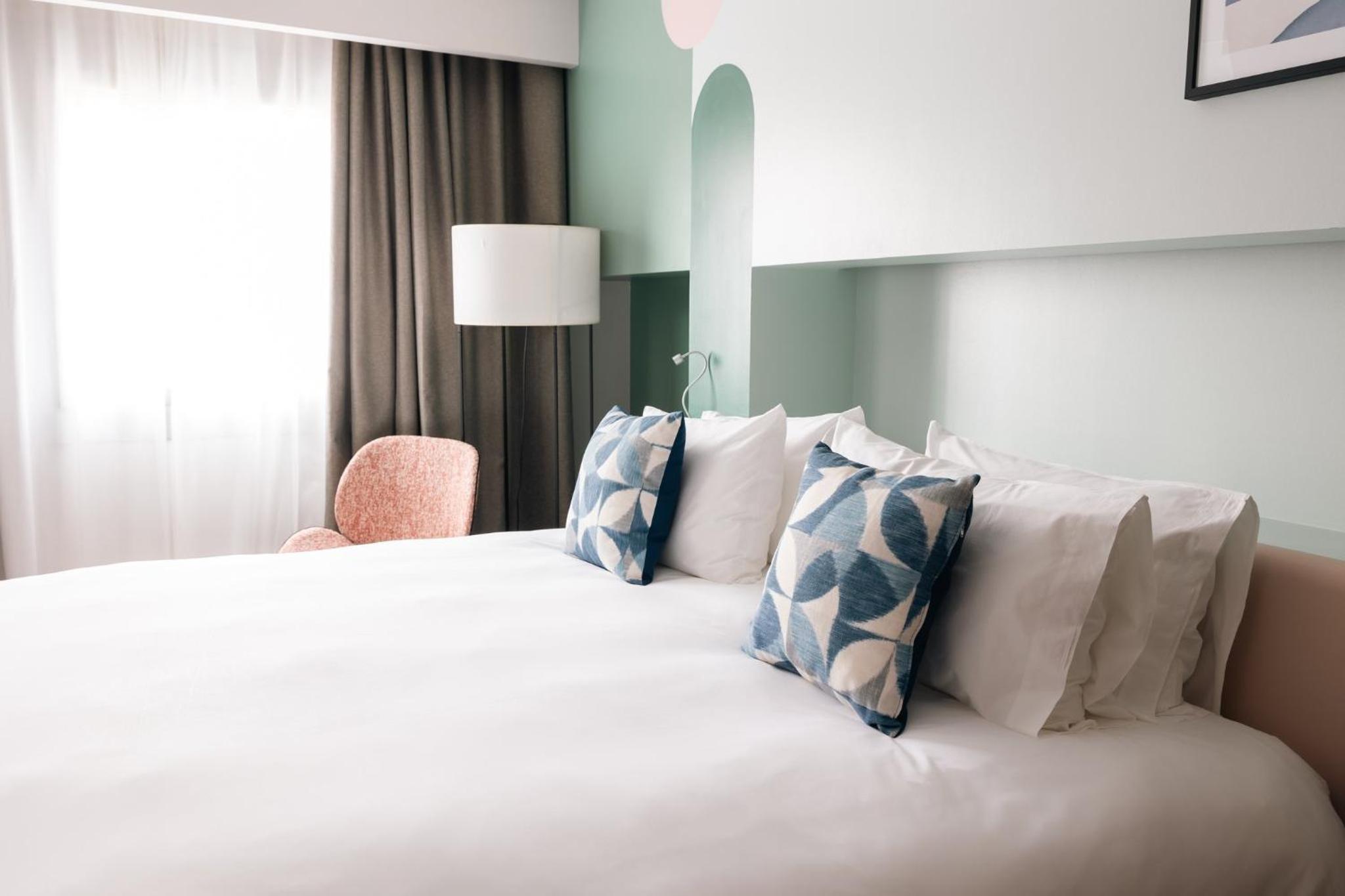 Standard Twin Room with Two Twin Beds