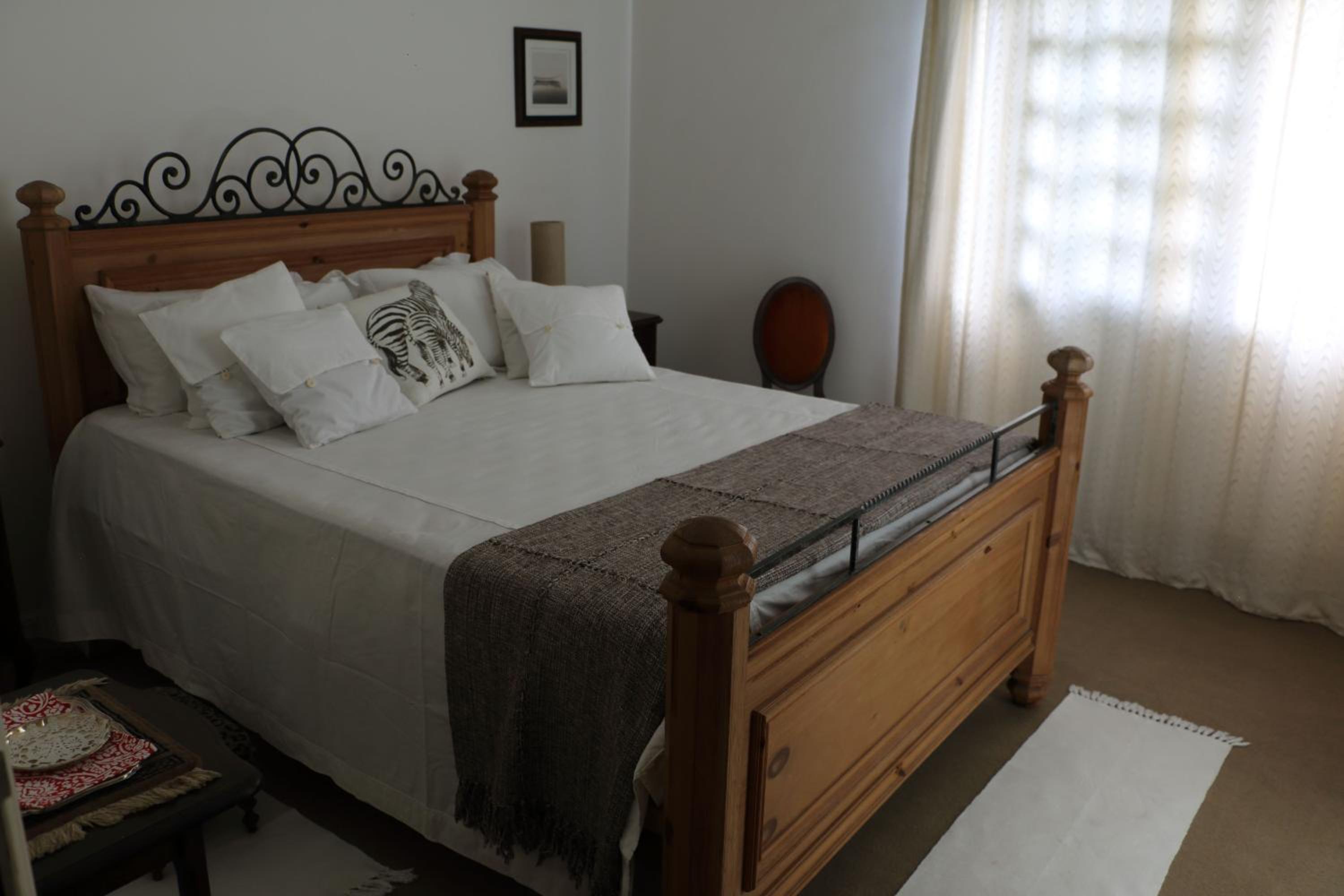 Large Double or Twin Room photo 3