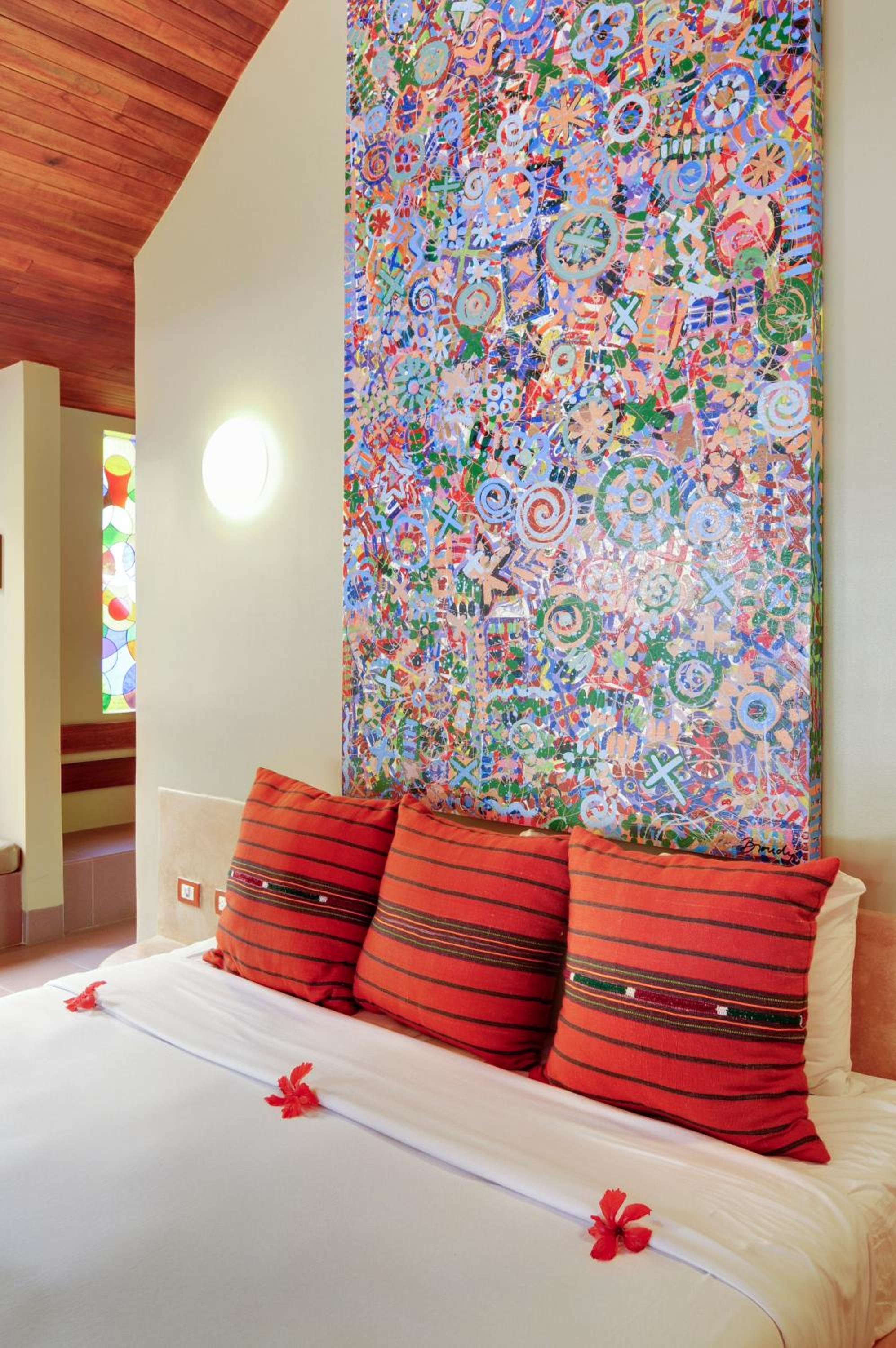 Garden Bungalow 1 King Bed - Photo 7