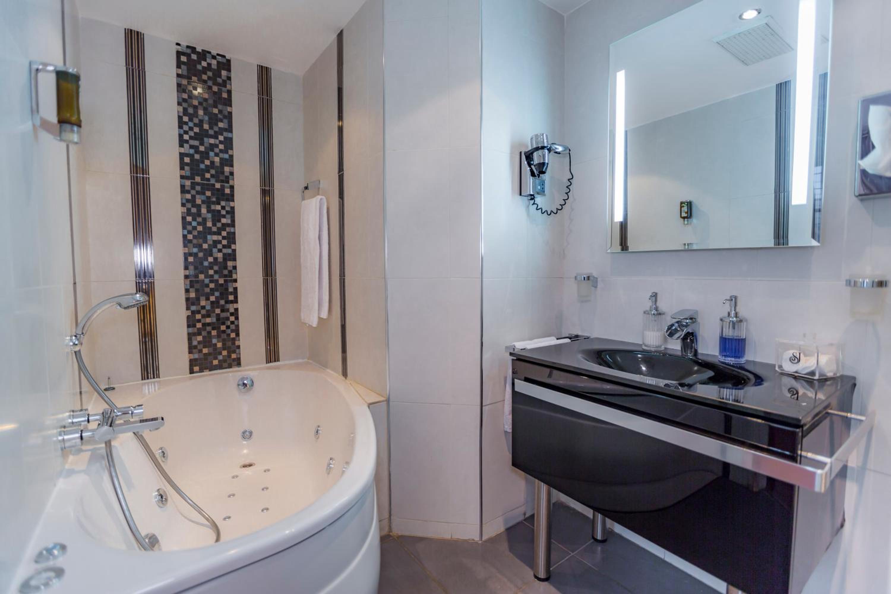 Junior Suite - Photo 4