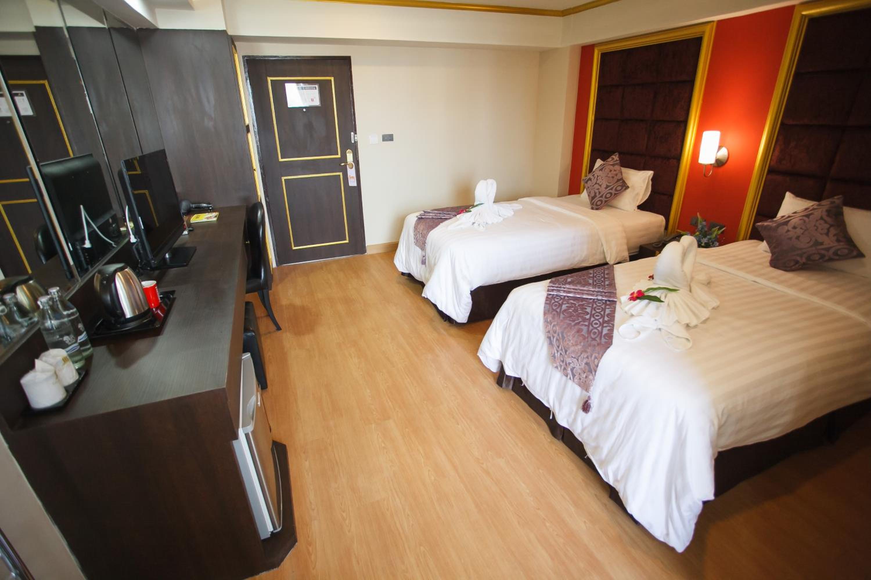 Twin Room - Photo 1