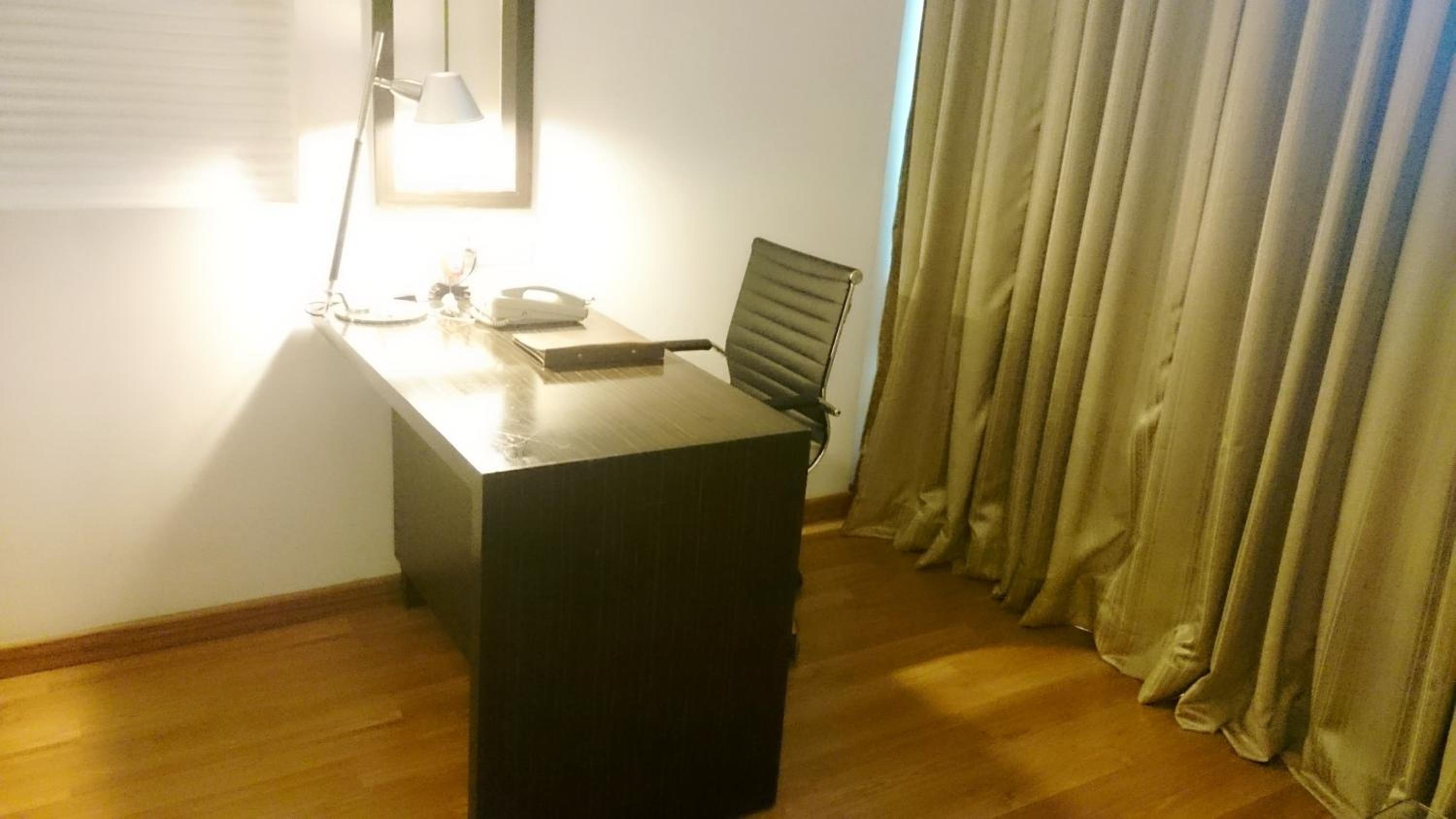 Comfort King Room - Non-Smoking  photo 3