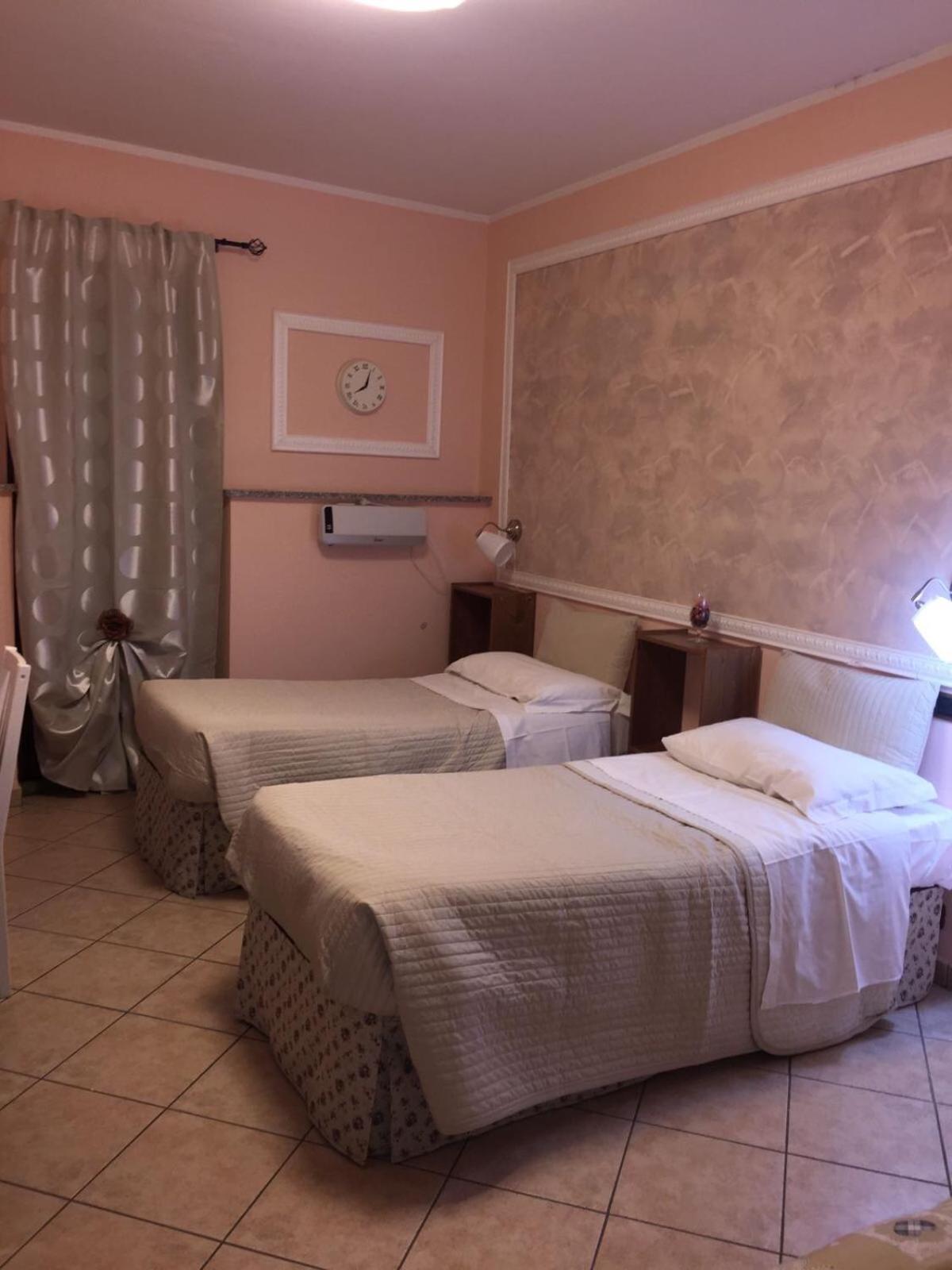 Double Room with Balcony photo 2