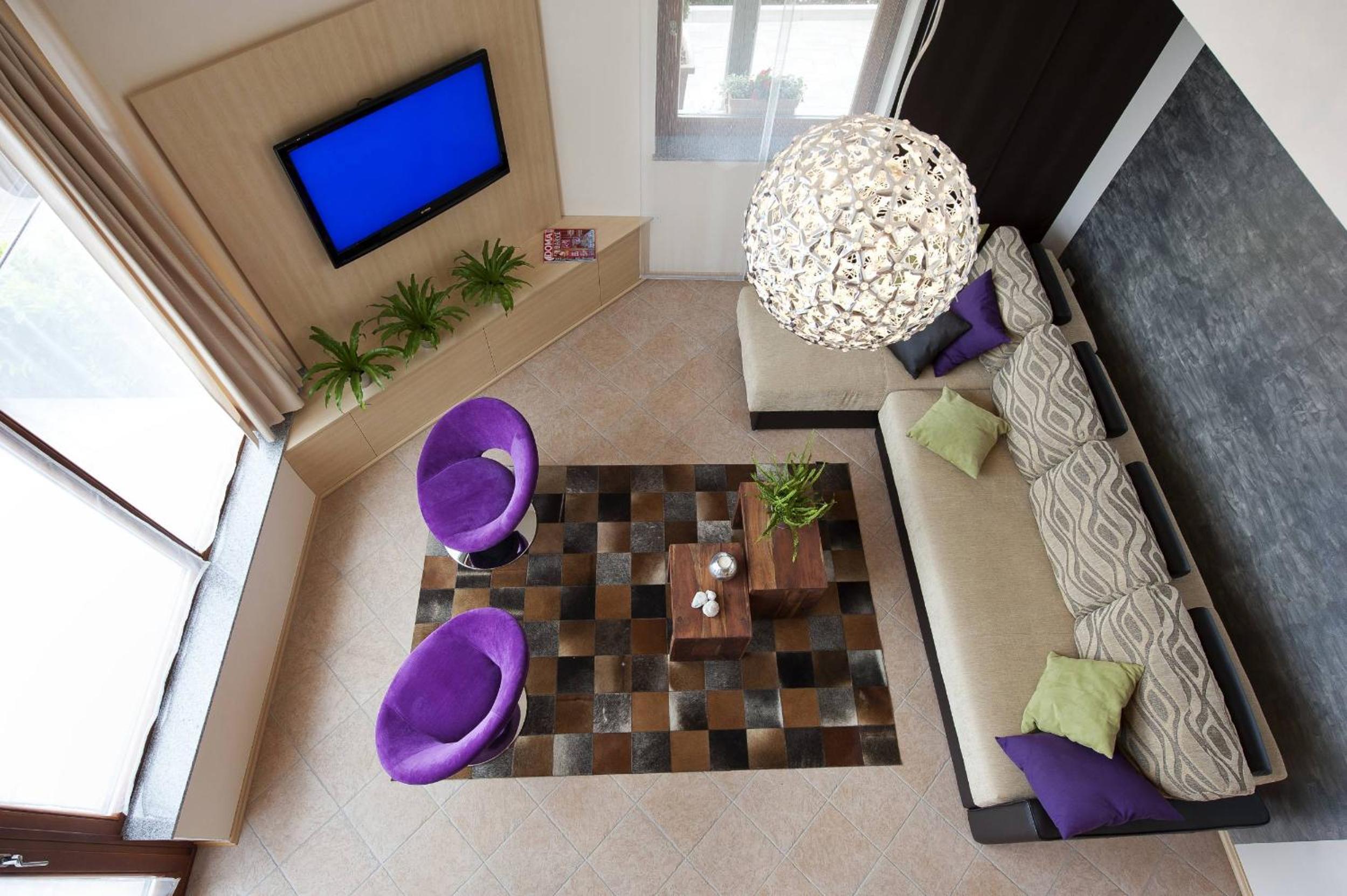 Superior One-Bedroom Family Apartment photo 2