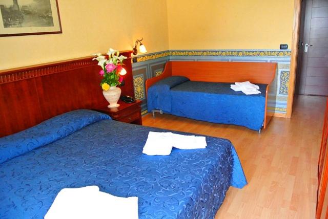 Triple Room - Photo 4