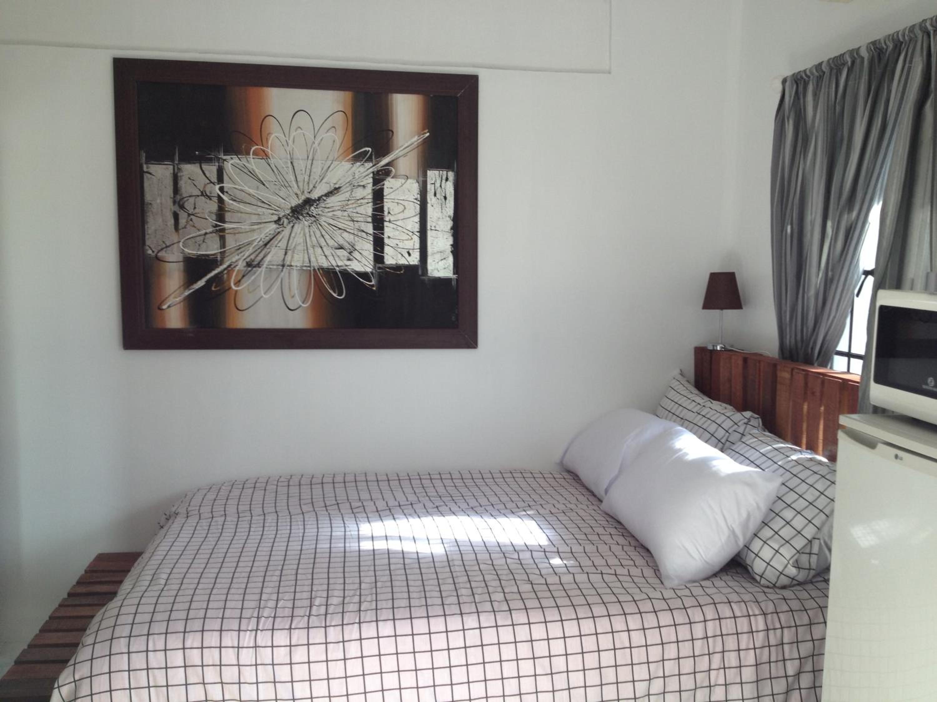 Studio Apartment - Photo 6