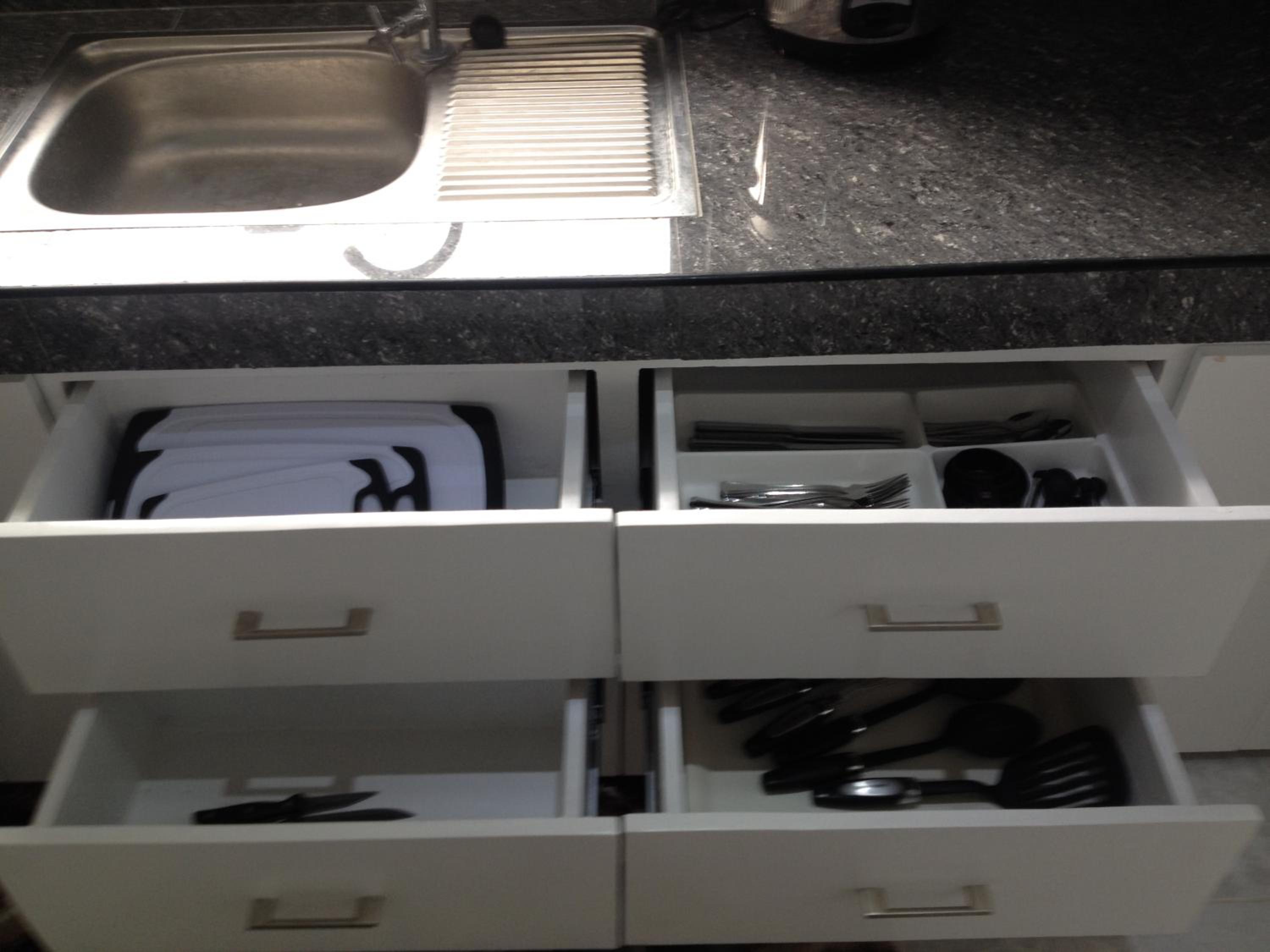 Studio Apartment - Photo 4