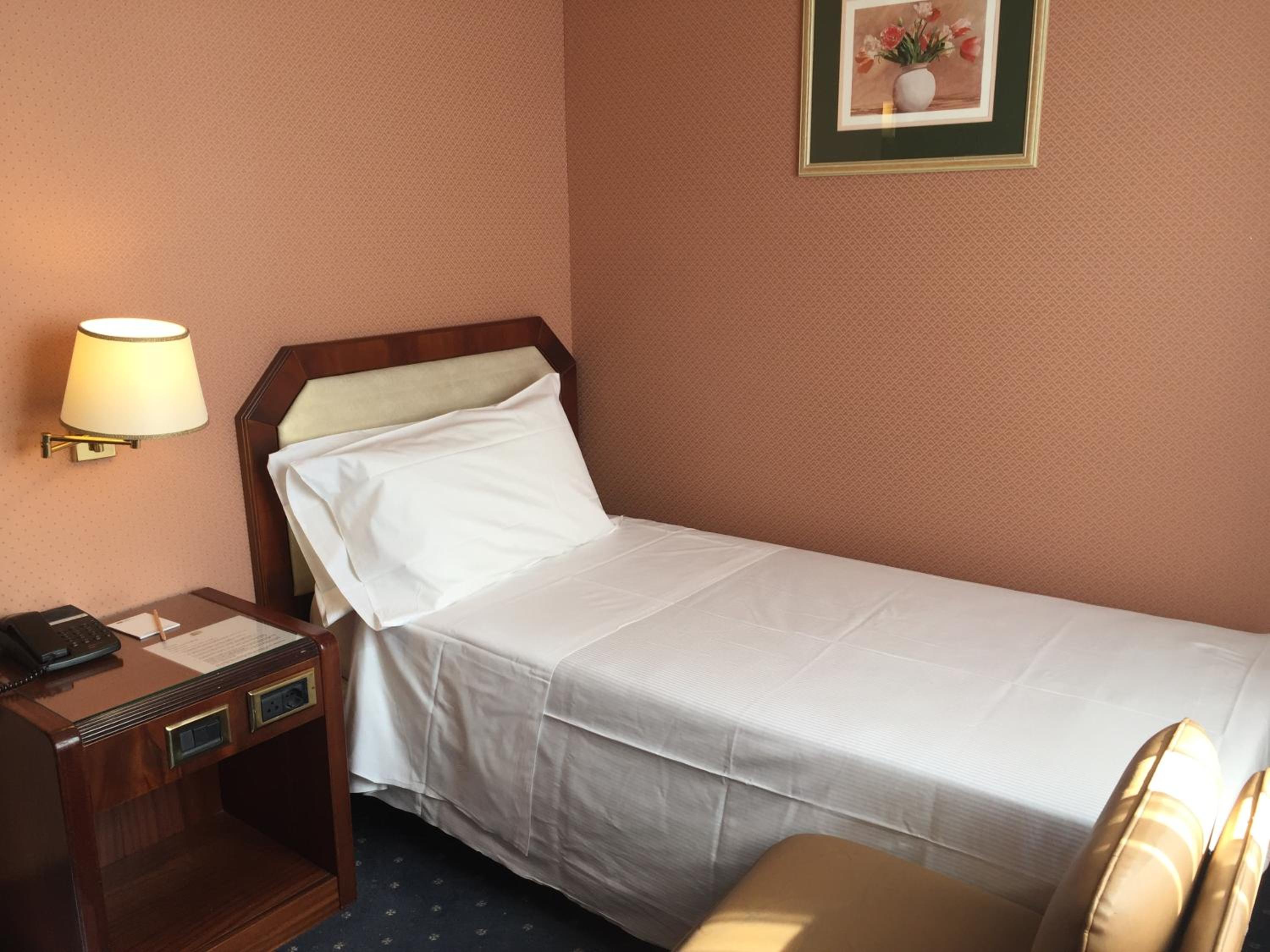 Single Room photo 1