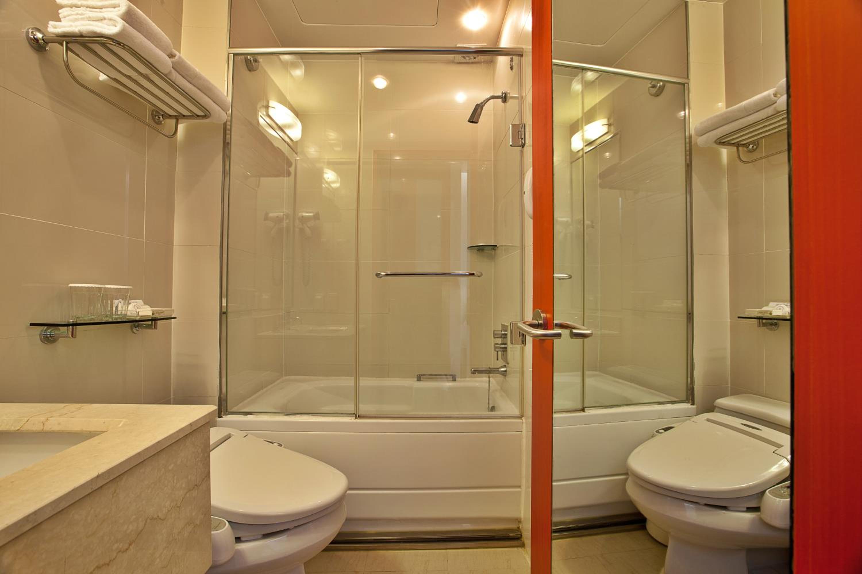 Twin Room C - Photo 4