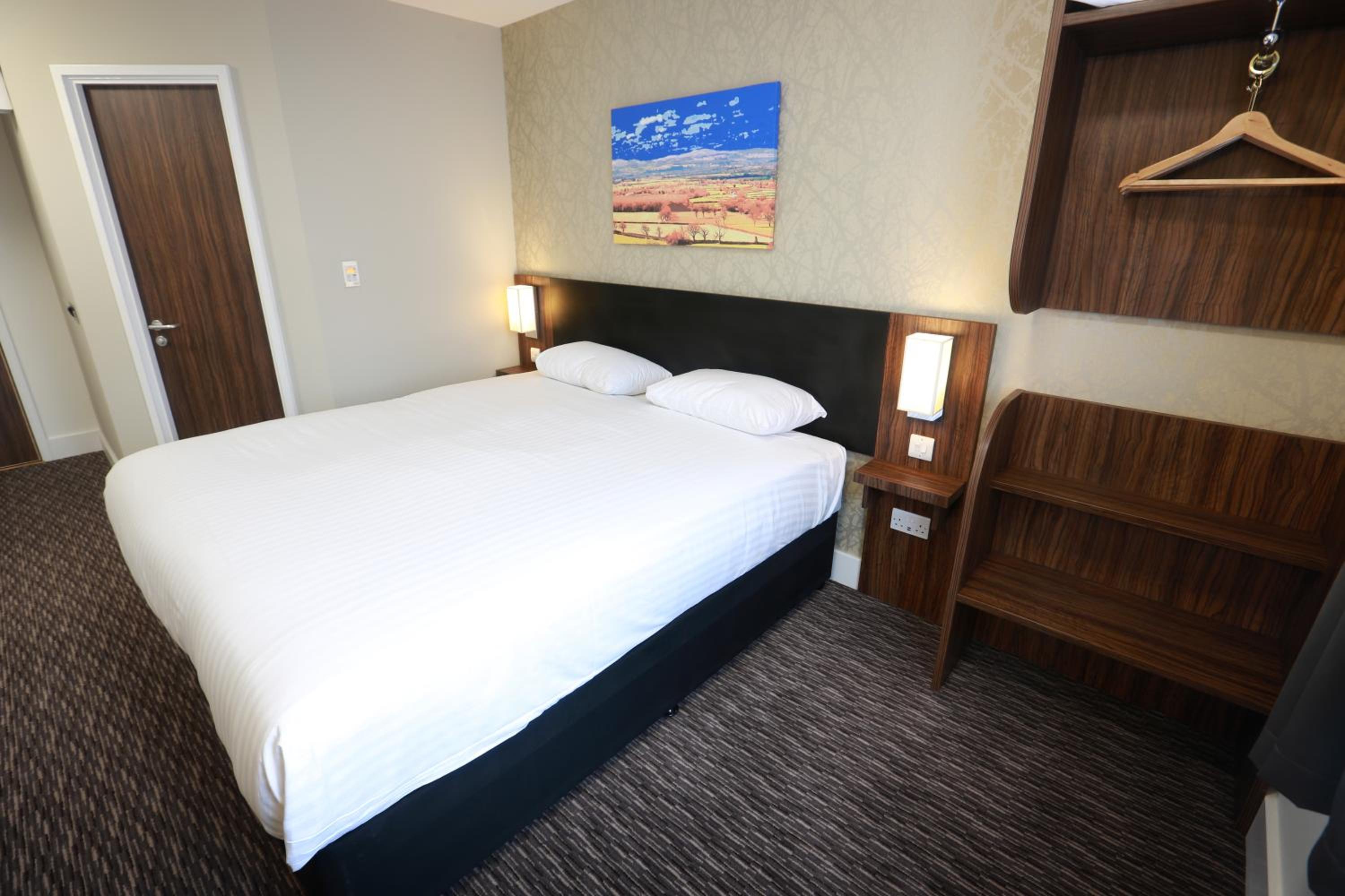 Standard Double Room - Photo 2