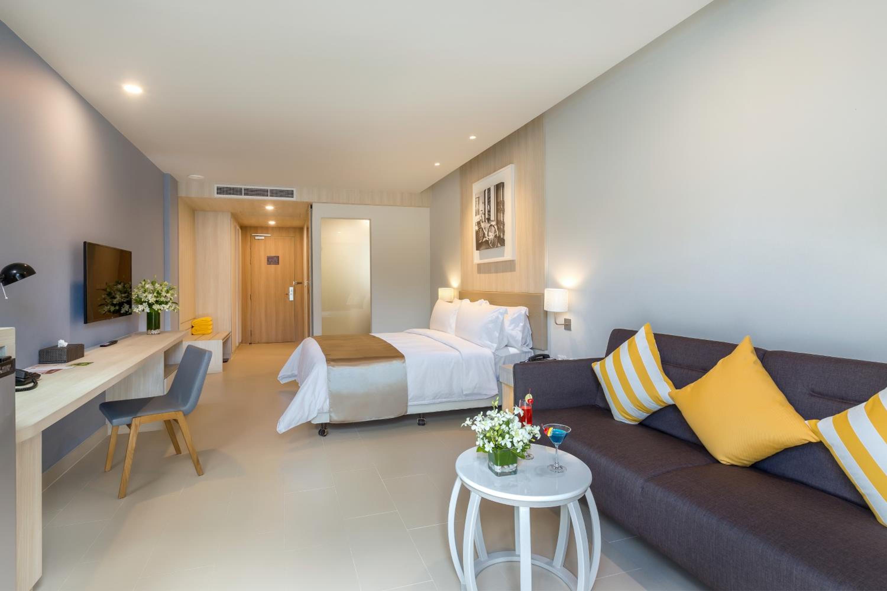 Deluxe Triple Room - Family Wing photo 2