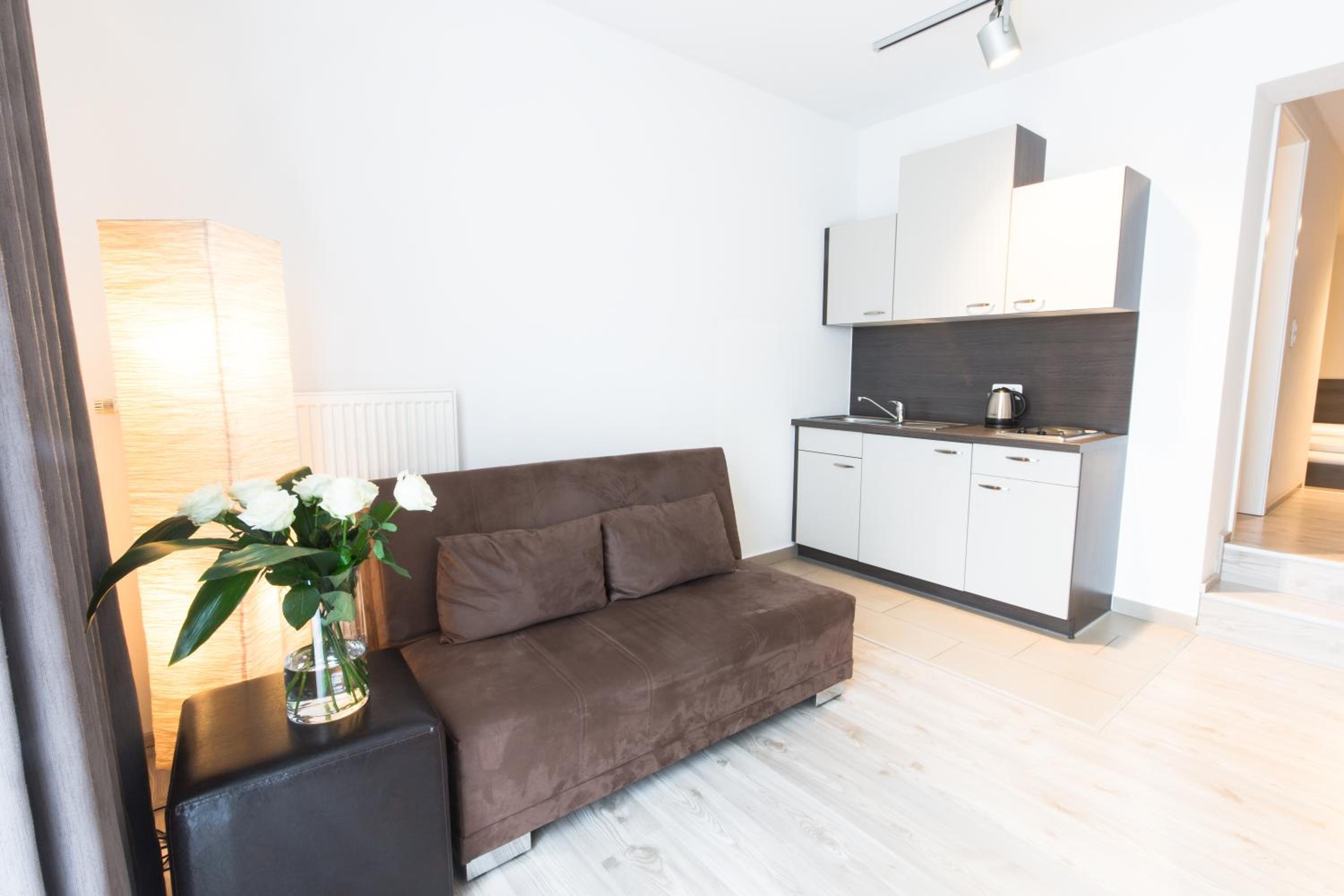 Apartment photo 2
