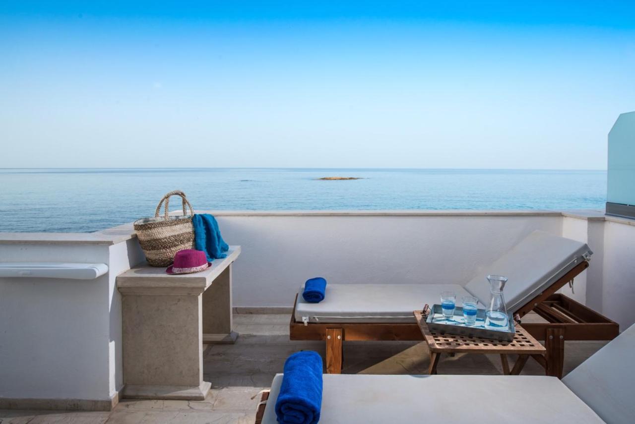 Deluxe Studio with Sea View - Photo 11